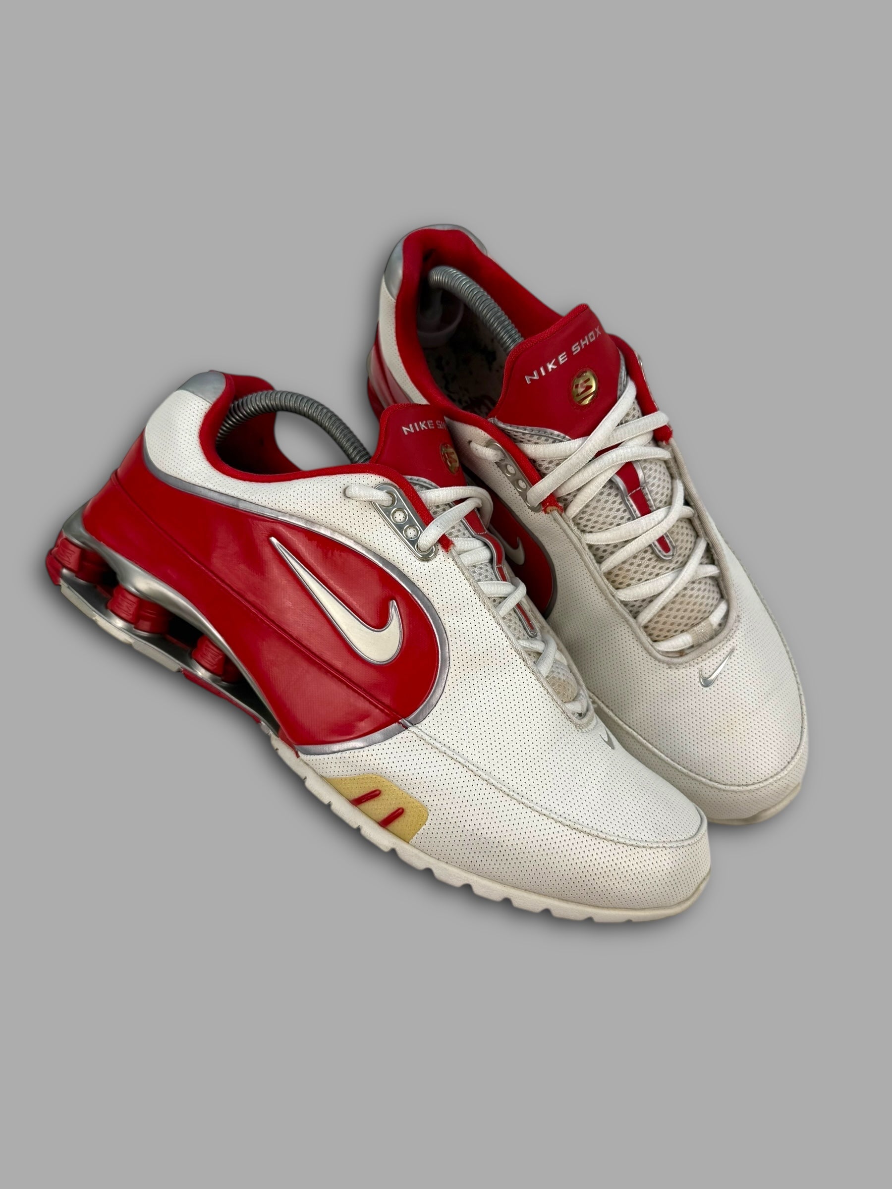 Nike shox electric 'red and white' 2004 (UK9)