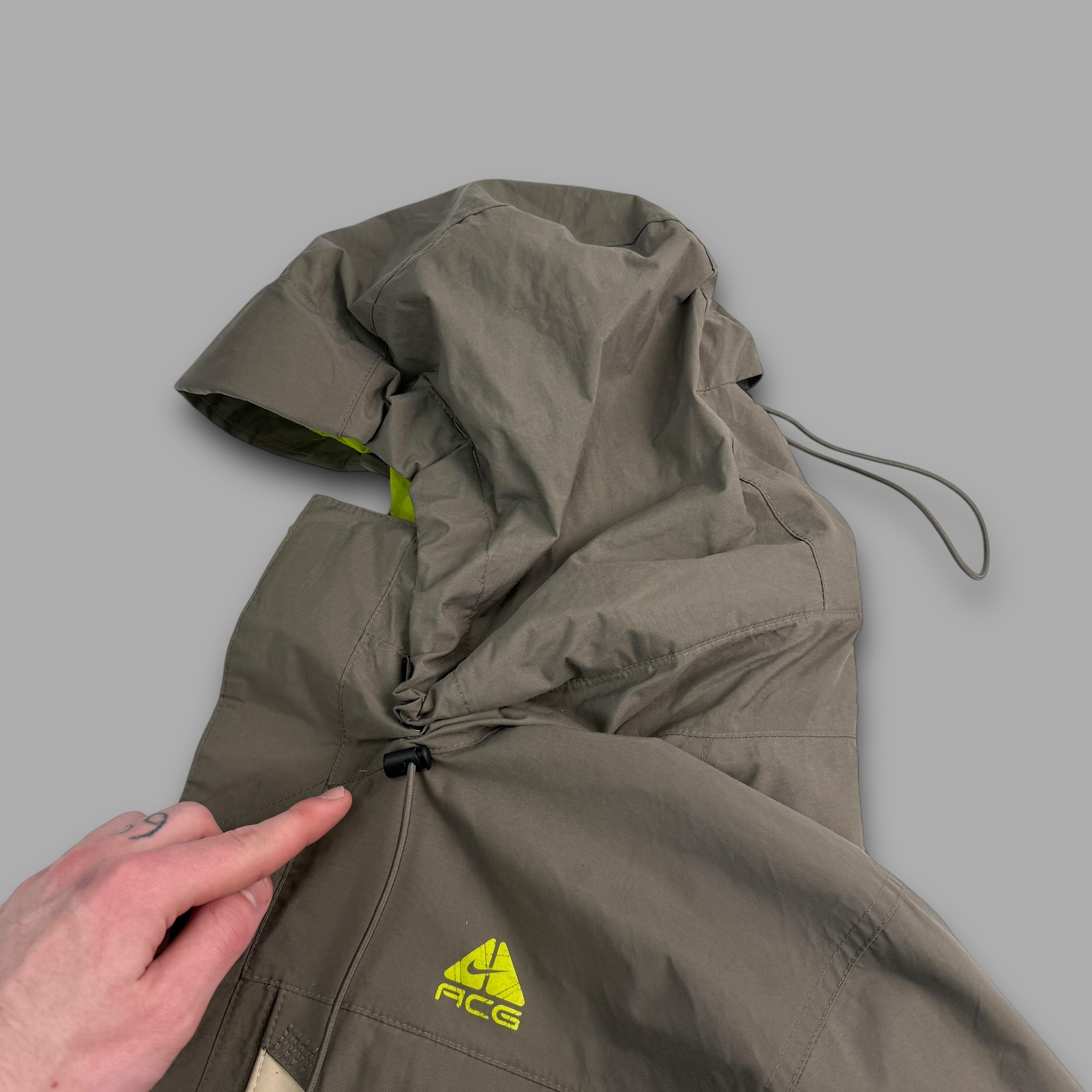 Nike ACG 2007 technical multi-pocket shell jacket (L)