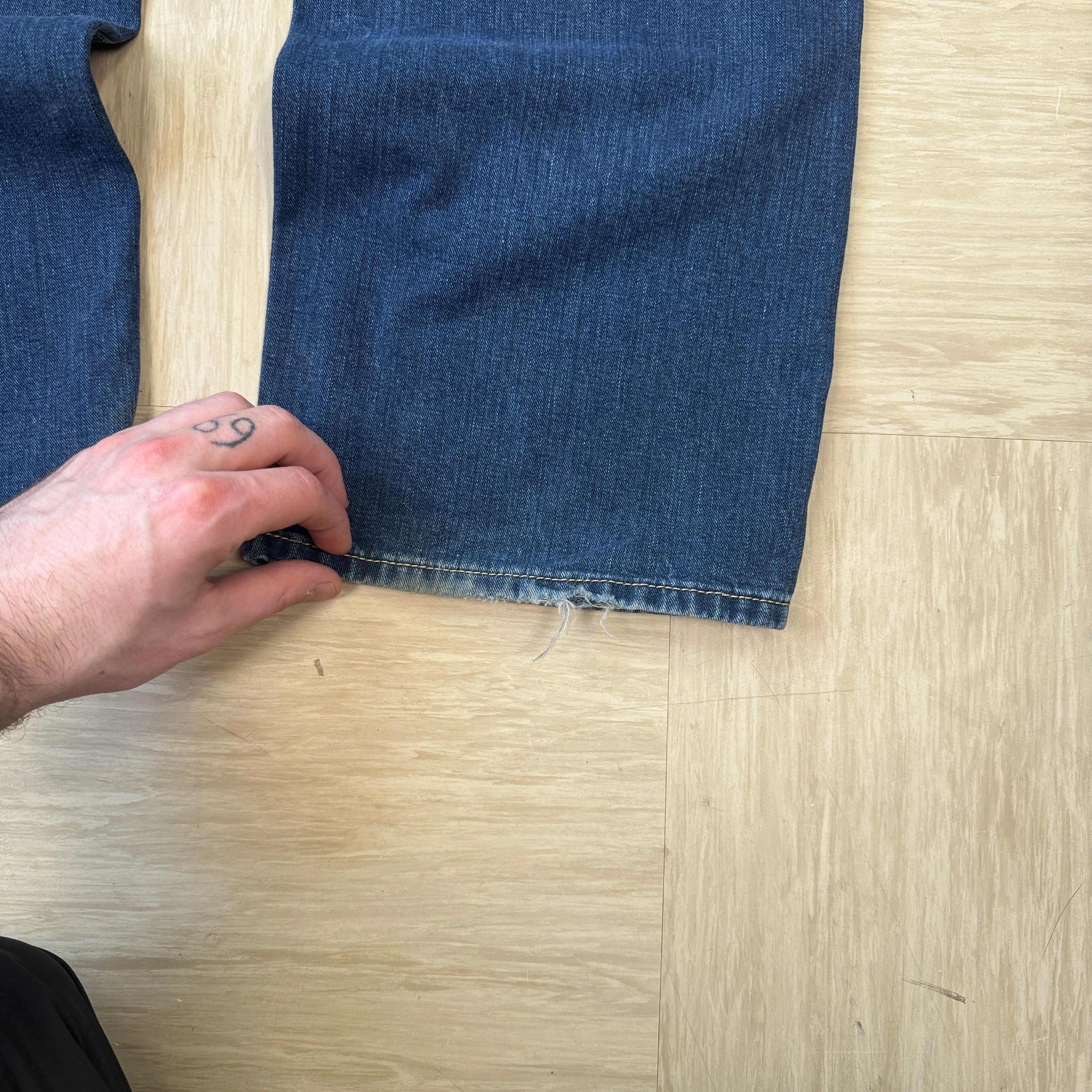 Diesel 2000's relaxed fit pheyo bootcut denim jeans (S)