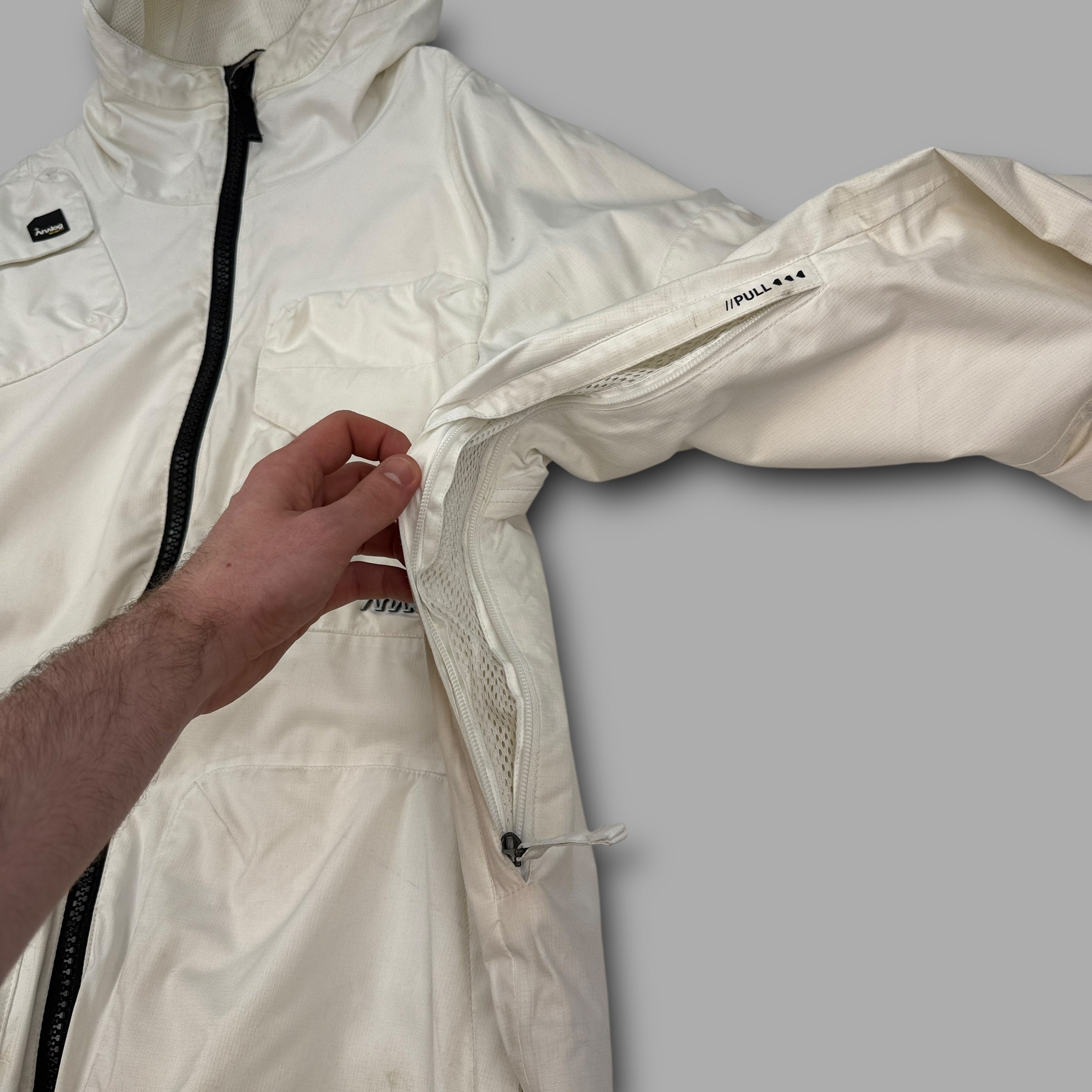 Burton analog 2000's technical multi-pocket softshell ski jacket (M)