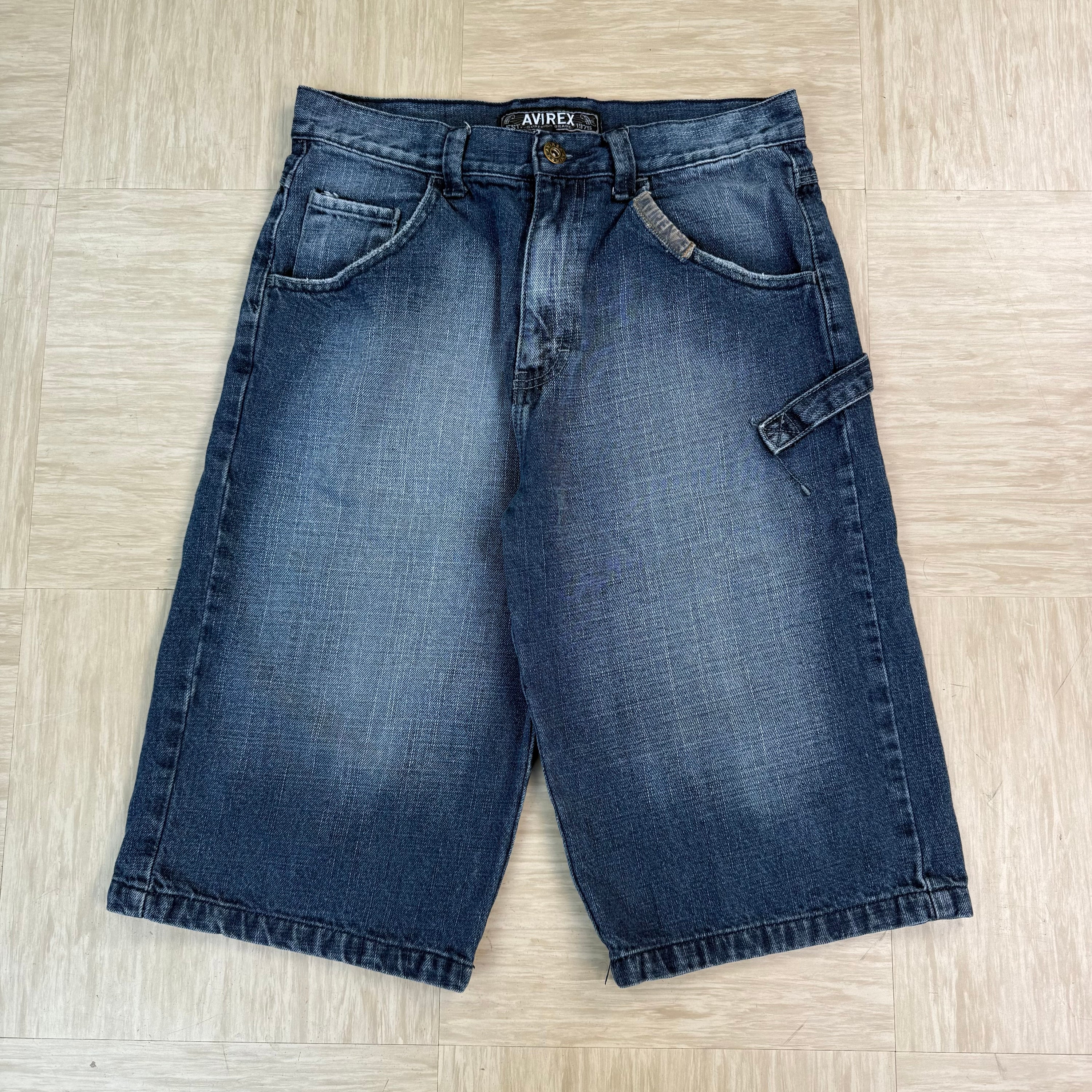 Avirex 2000's baggy denim jean shorts (S)