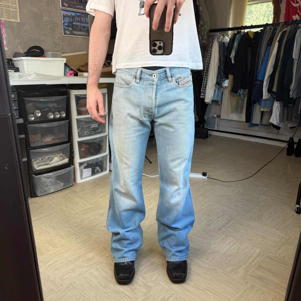 Diesel 2000's ravix relaxed bootcut light denim jeans (S)