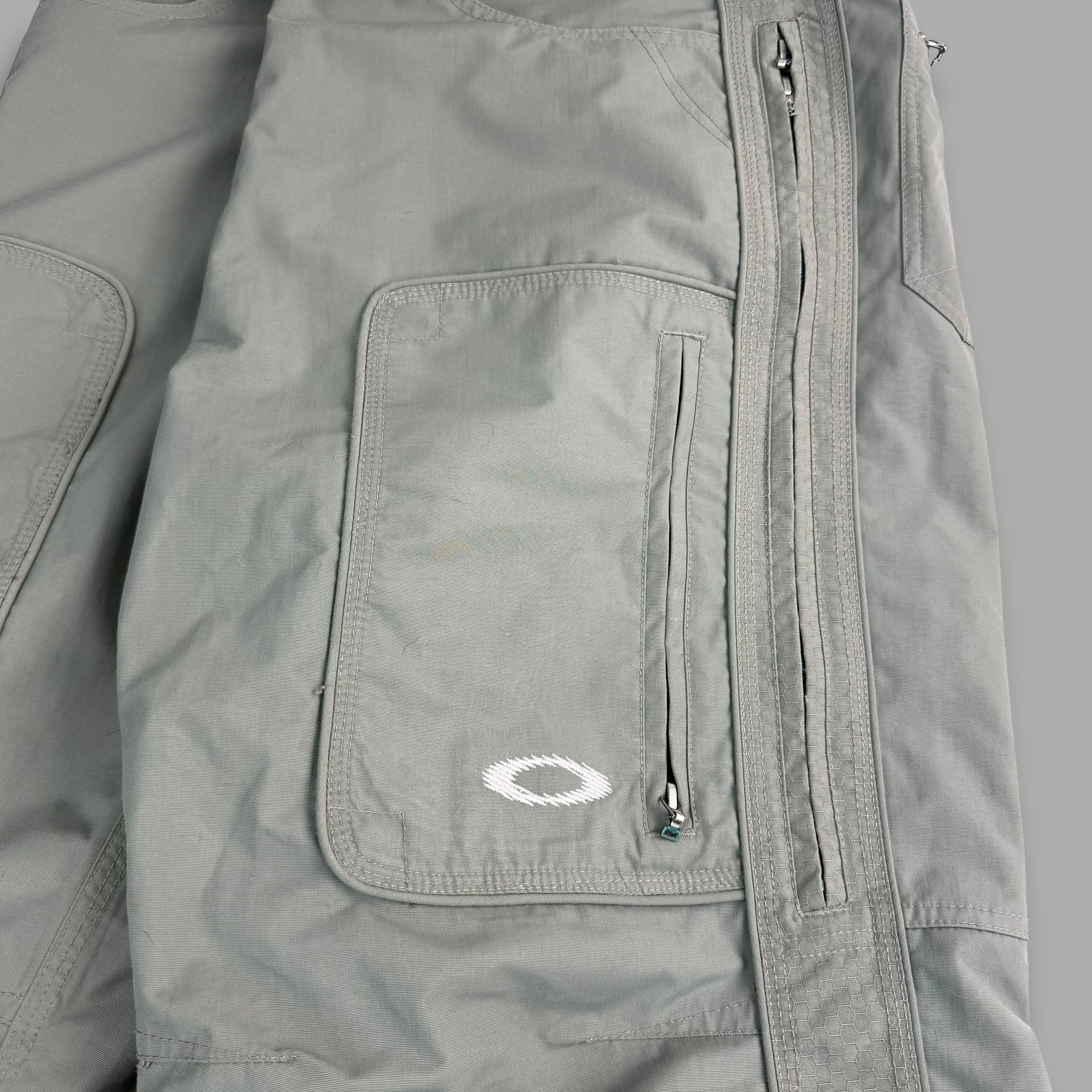 Oakley software 2000's technical panelled vented baggy ski sallopettes (L)