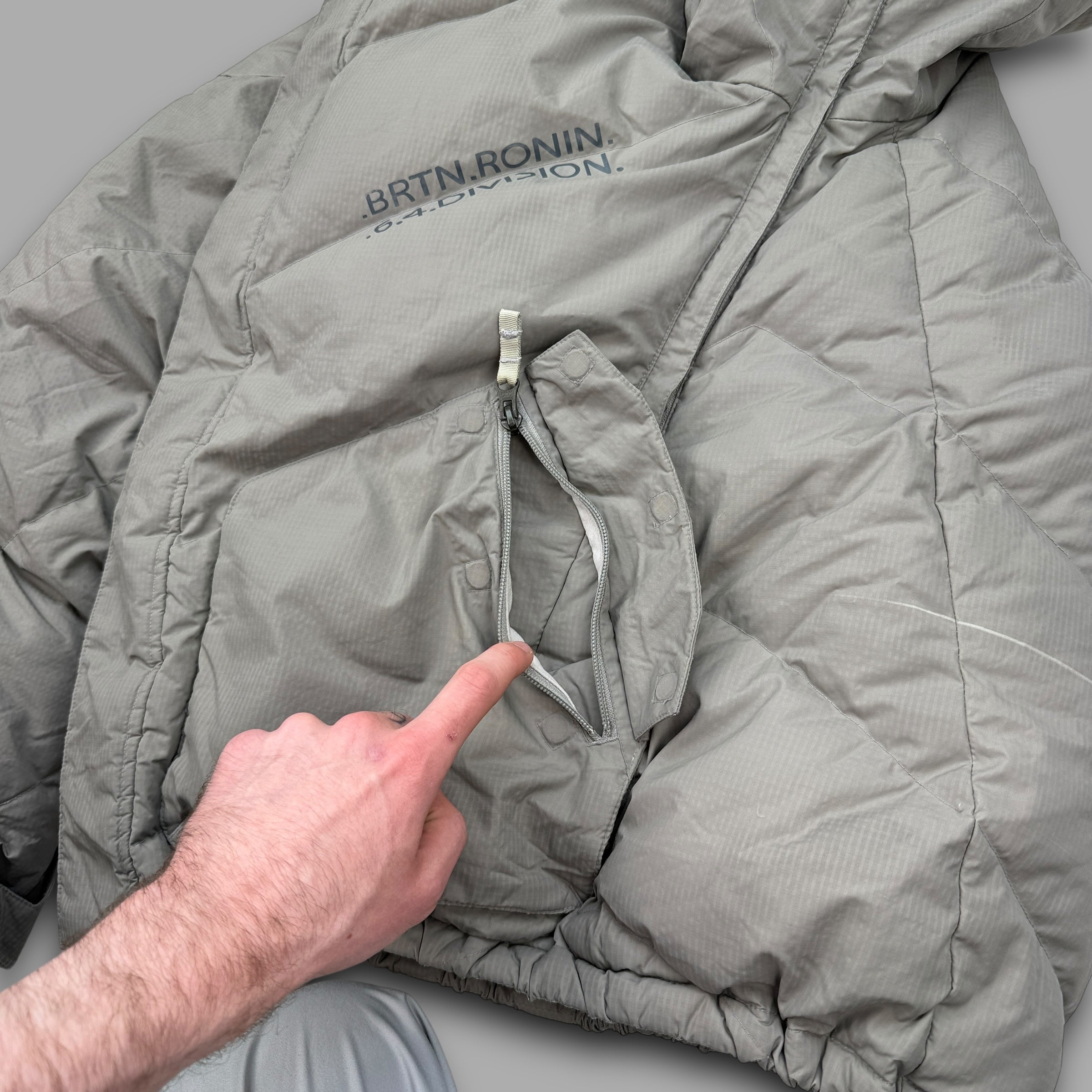 Burton ronin 2000's technical downfilled vented puffer ski jacket (L-XL)