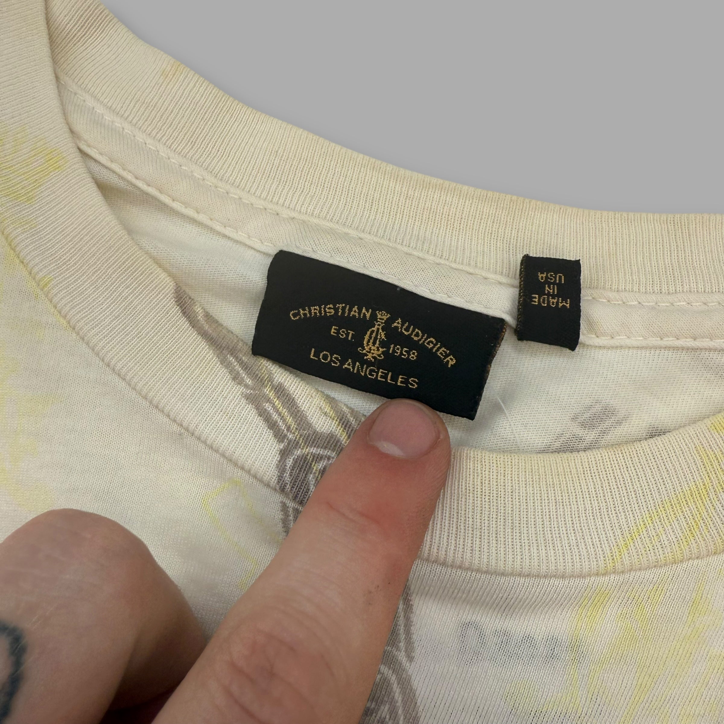 Christian Audigier 2000's graphic pullover tee (L-XXL)