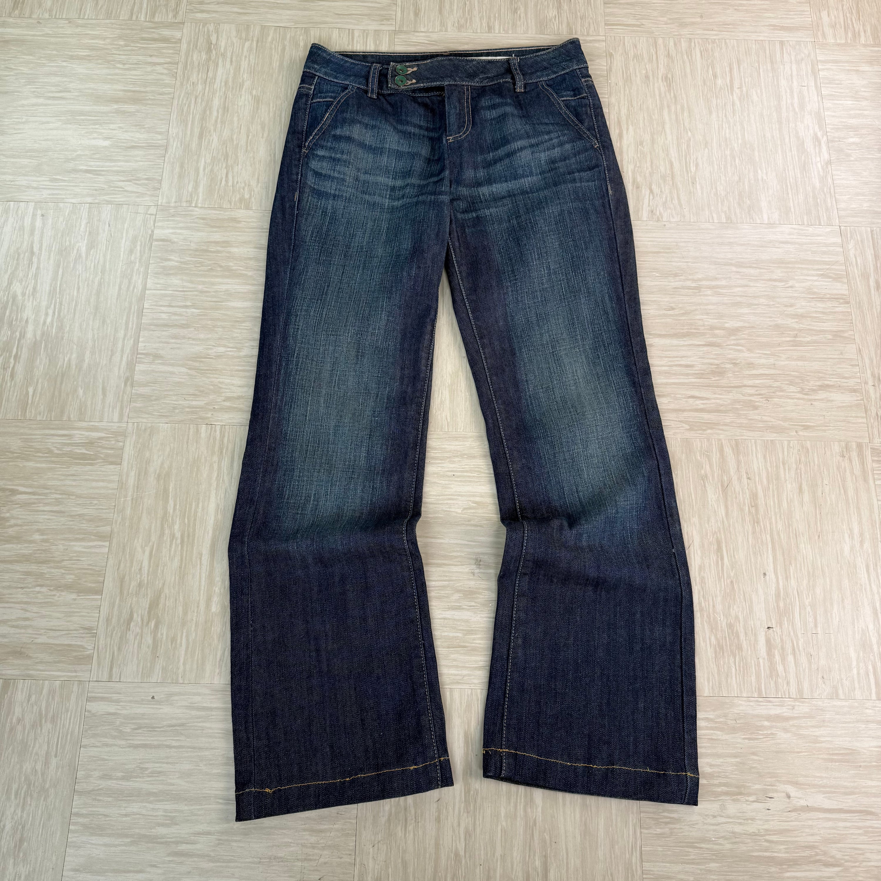 DKNY 2000's dark denim relaxed bootcut jeans (S)