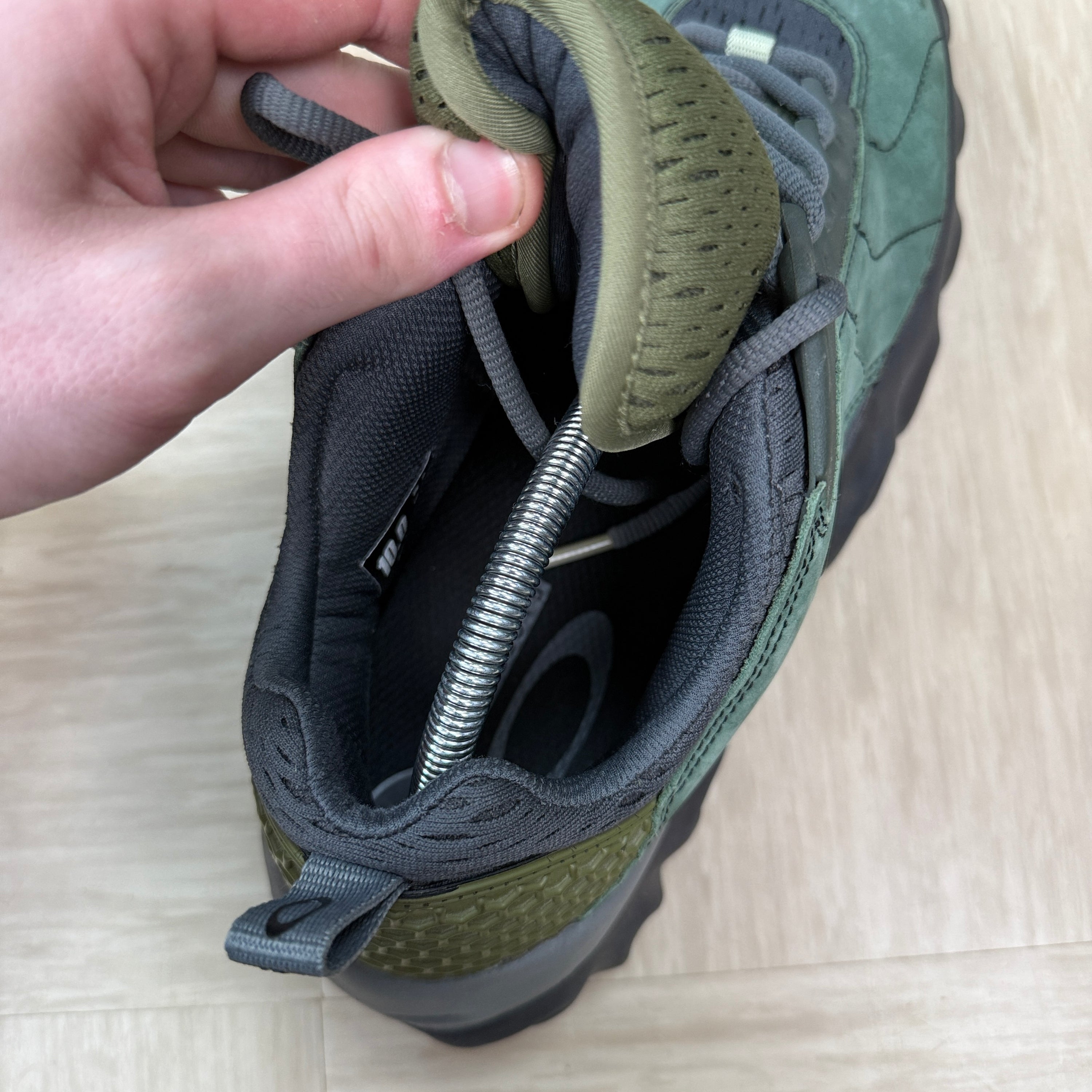 Oakley factory team nubuck chopsaw (UK8)