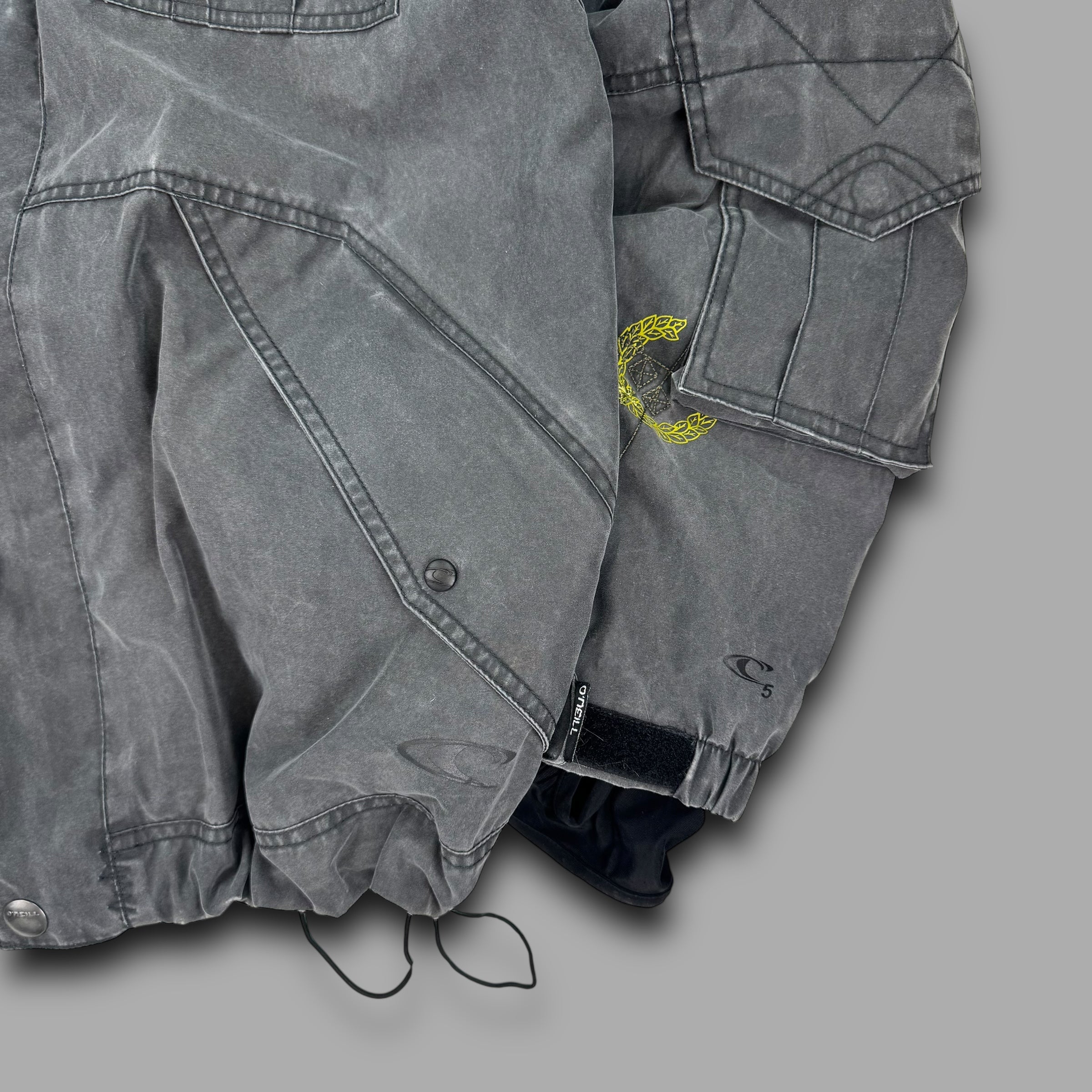 O'niell 2000's technical stone washed contrast stitch multi-pocket ski jacket (L)
