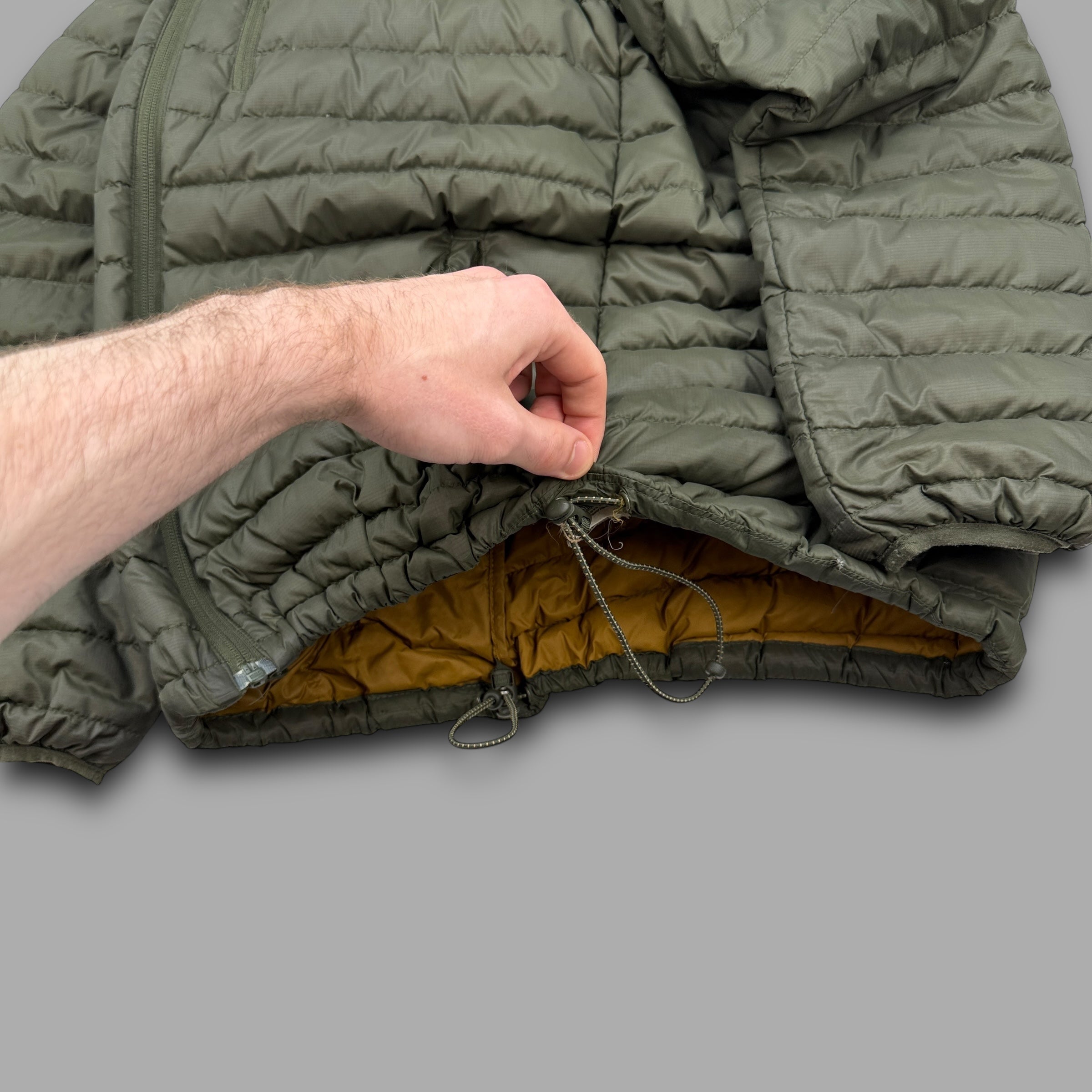 Mountain warehouse 2000's technical downfilled puffer jacket (S)