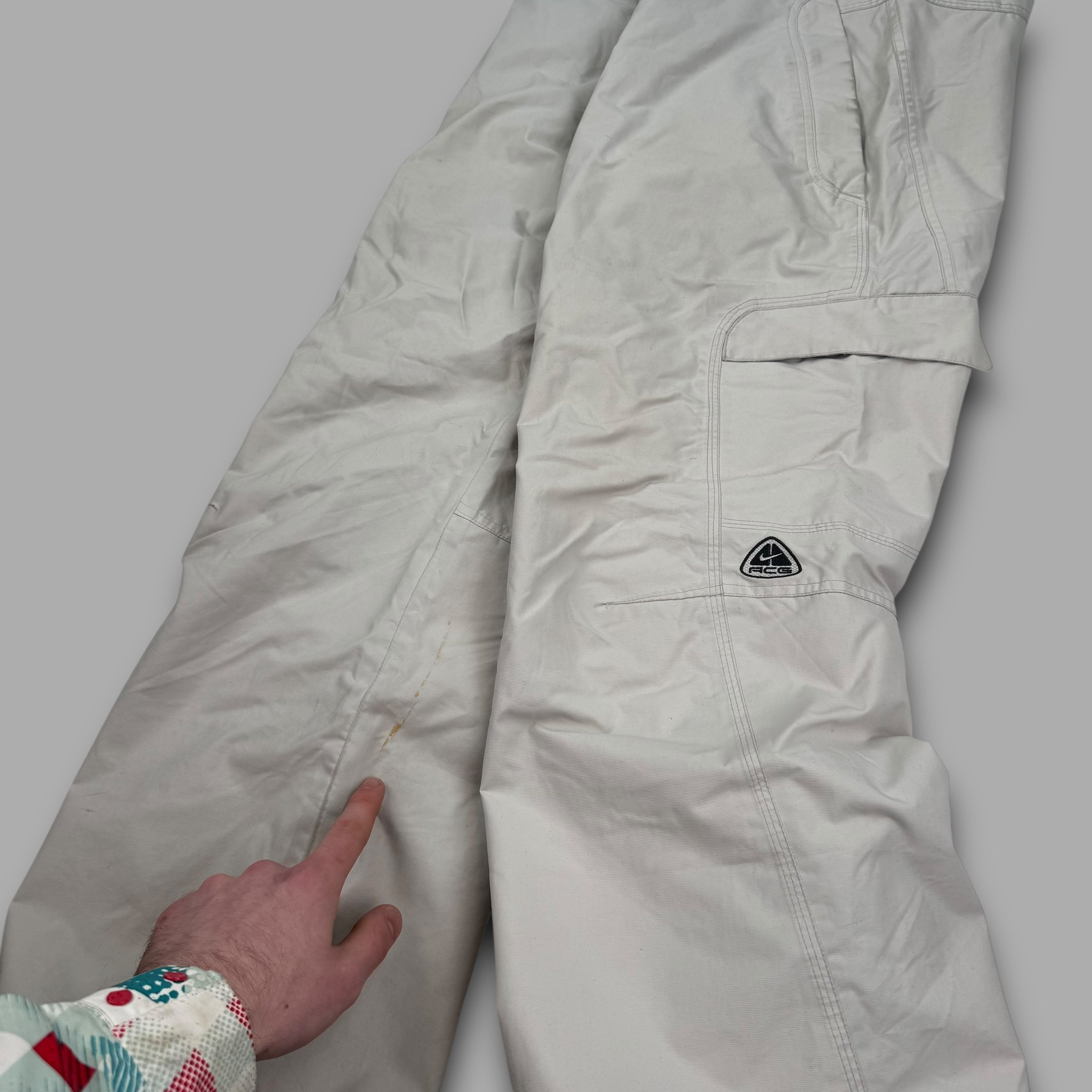 Nike ACG 2000's technical baggy cargo ski sallopettes (M)