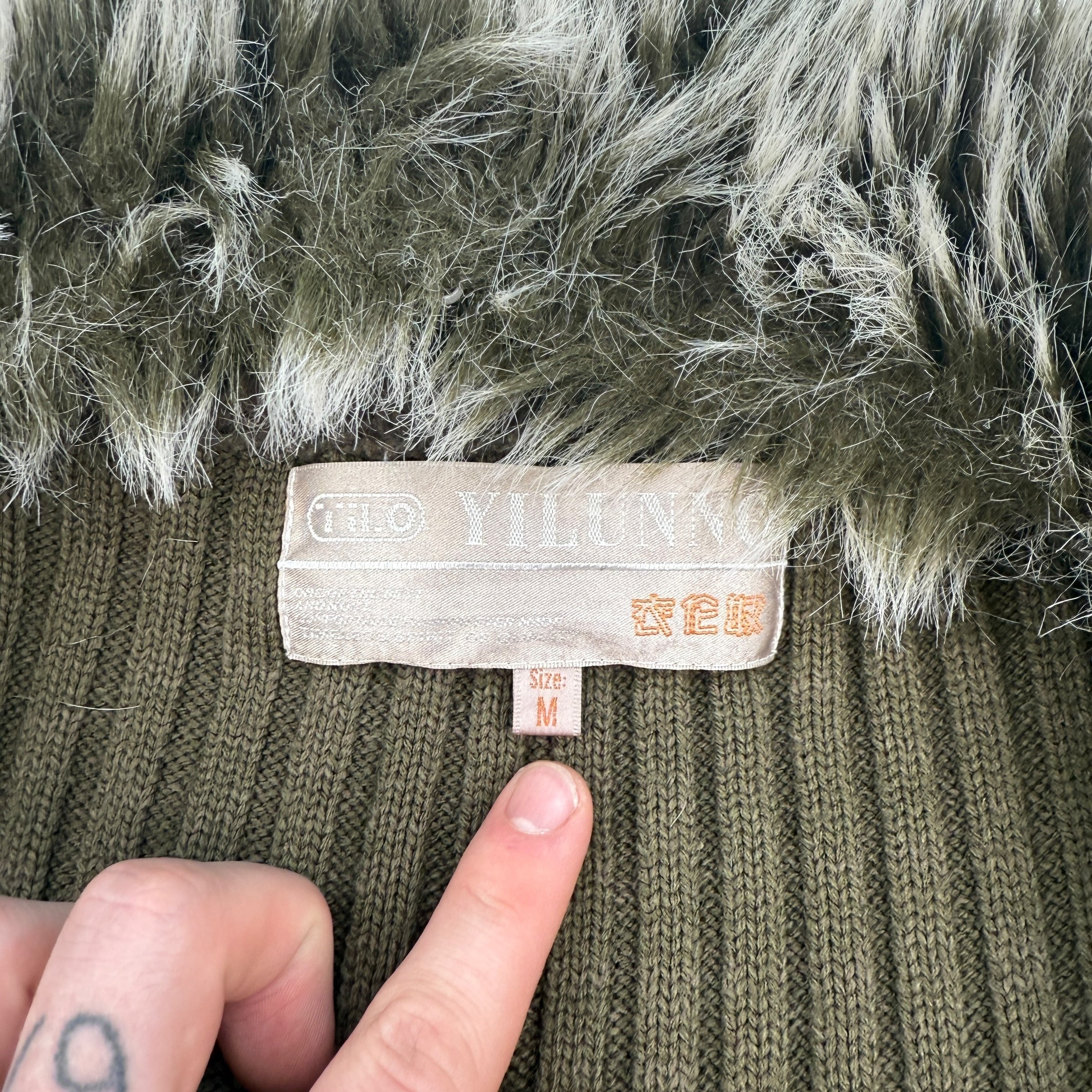 Yilunno 2000's zip up faux fur collar knit hybrid jacket (S) wms