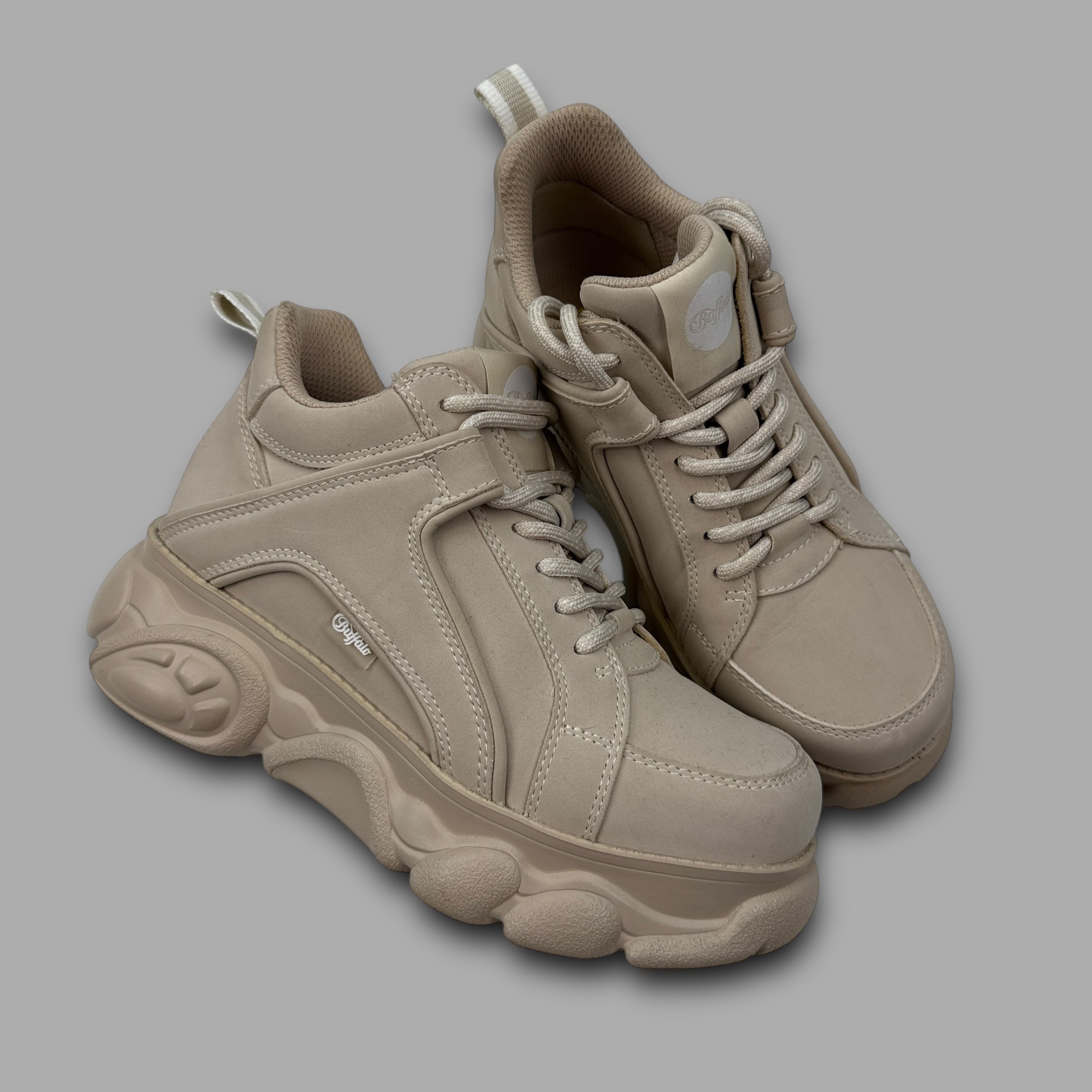 Buffalo cld corin low trainer beige (UK3)