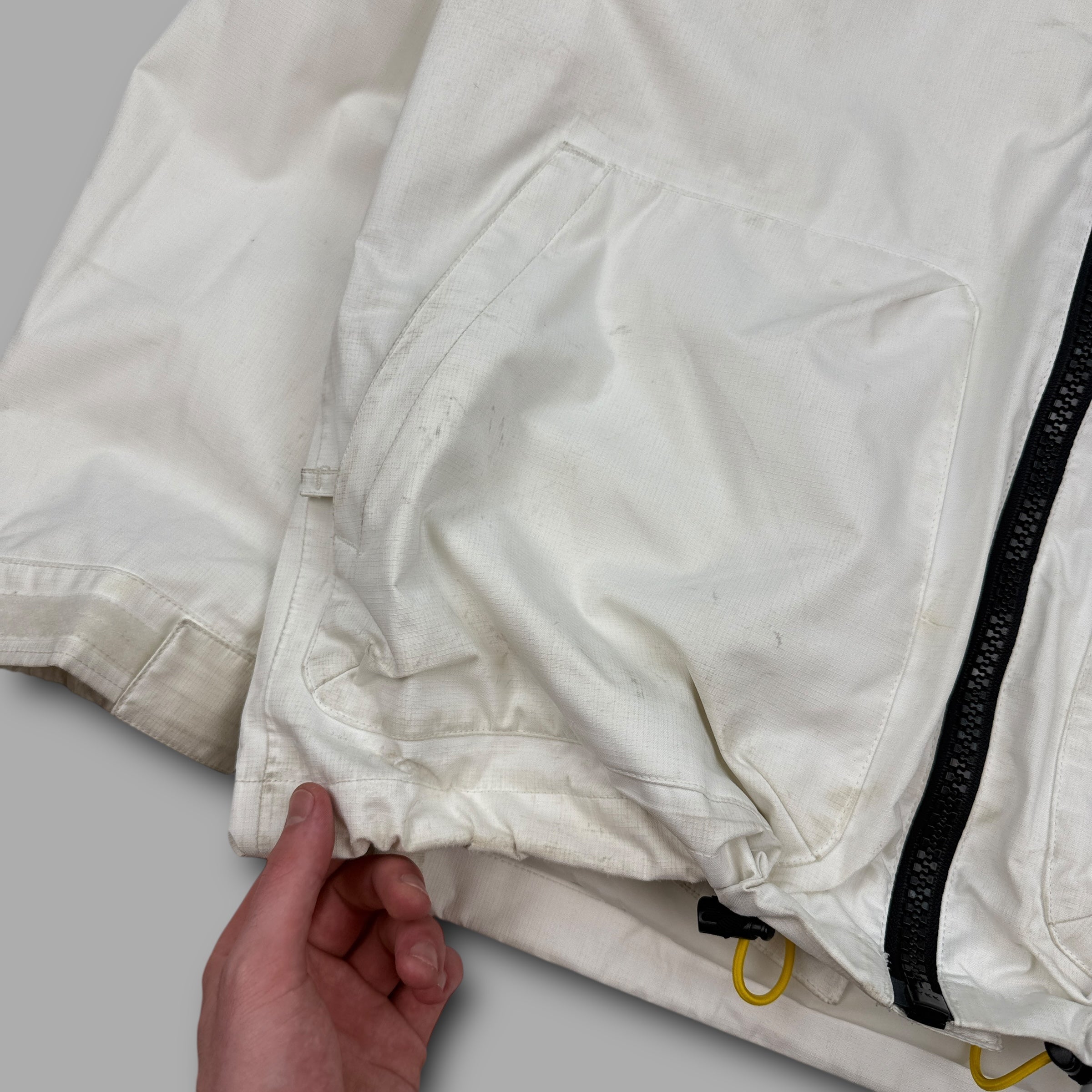 Burton analog 2000's technical multi-pocket softshell ski jacket (M)