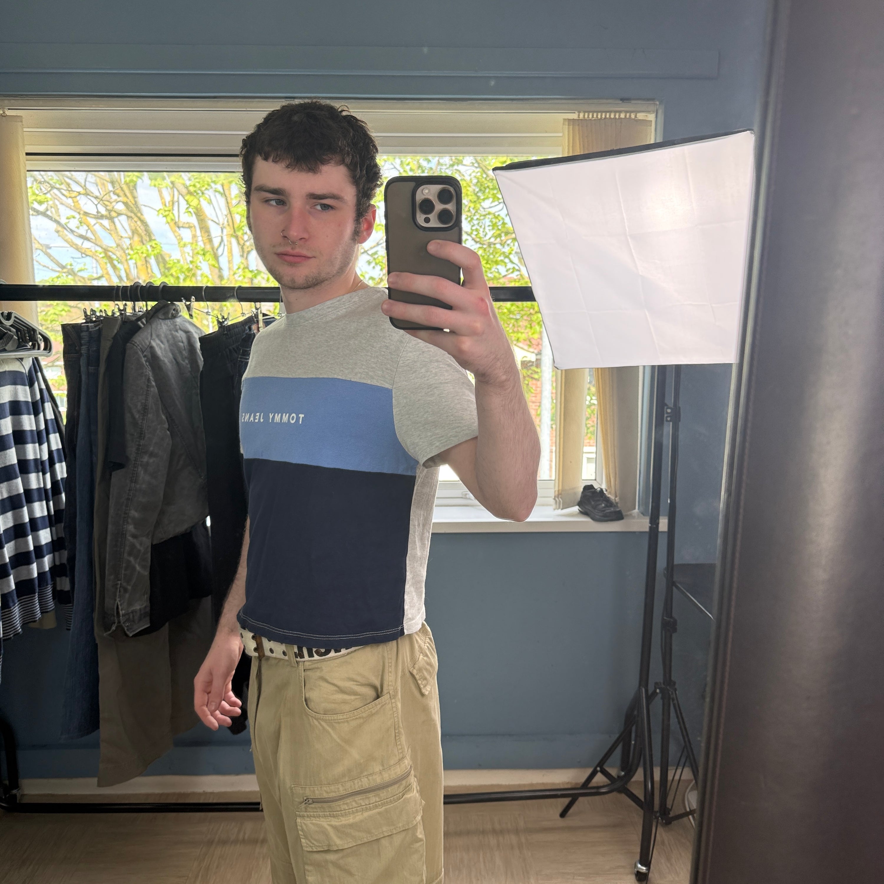 Tommy Hilfiger 2000's cropped spellout tee (S)
