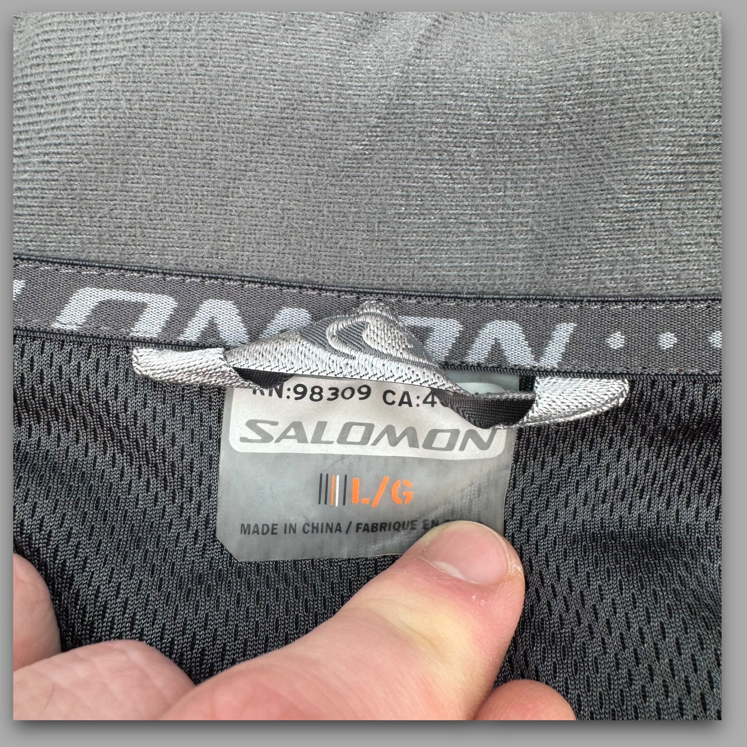 Salomon 2004 technicial panelled vented softshell clima pro ski jacket (L)