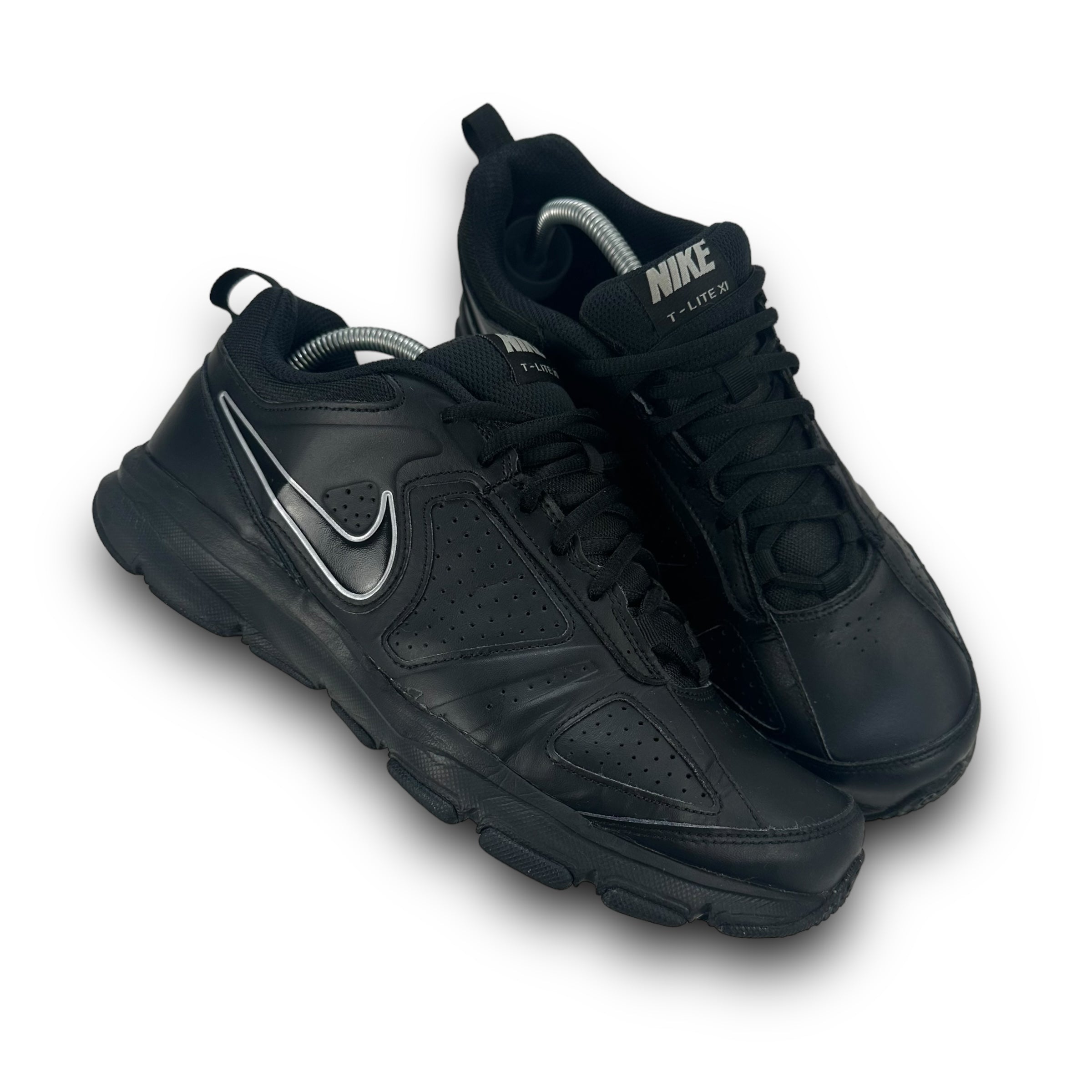 Nike t-lite XI 'triple black' 2019 (UK9)