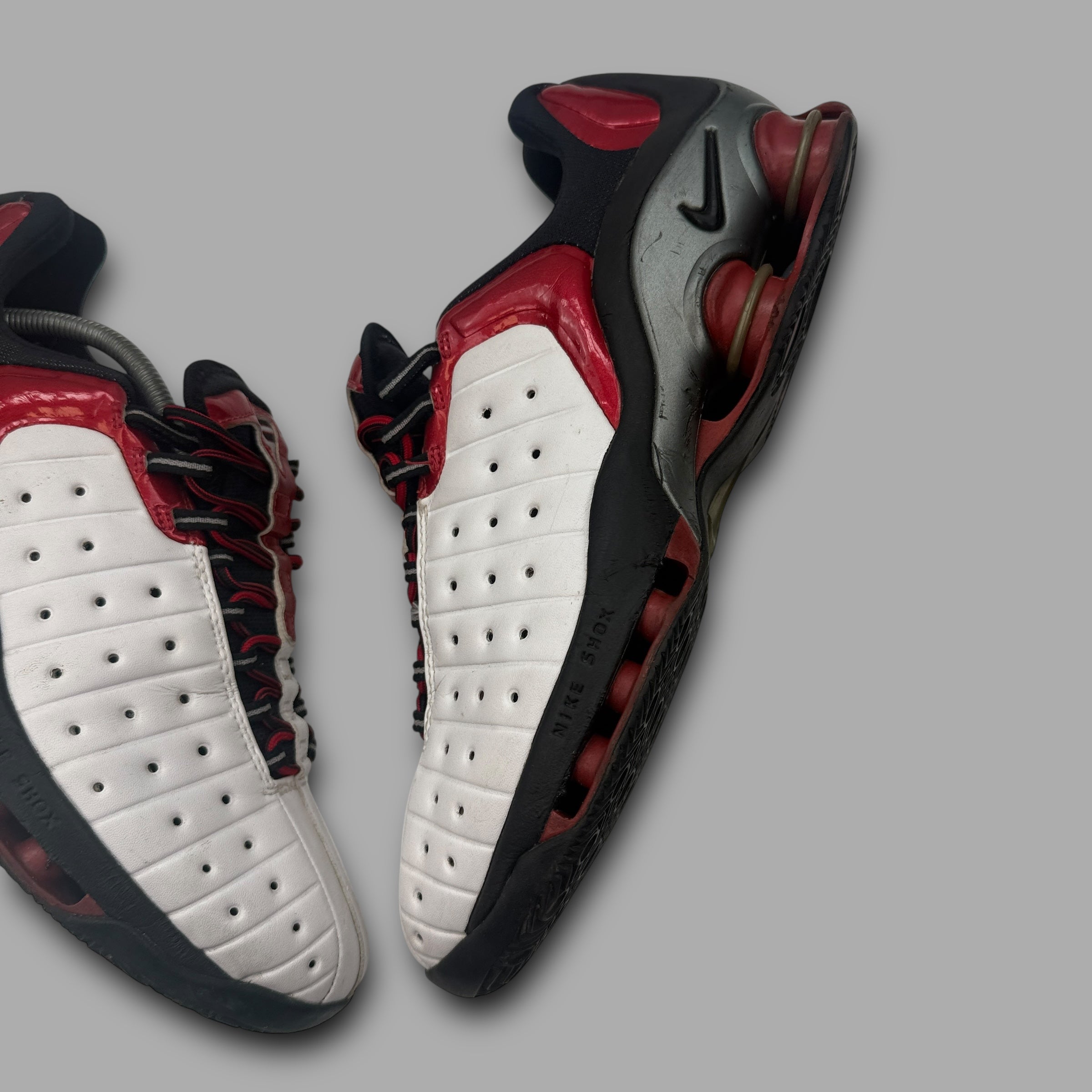 Nike shox x vince carter 2003 (UK9.5)