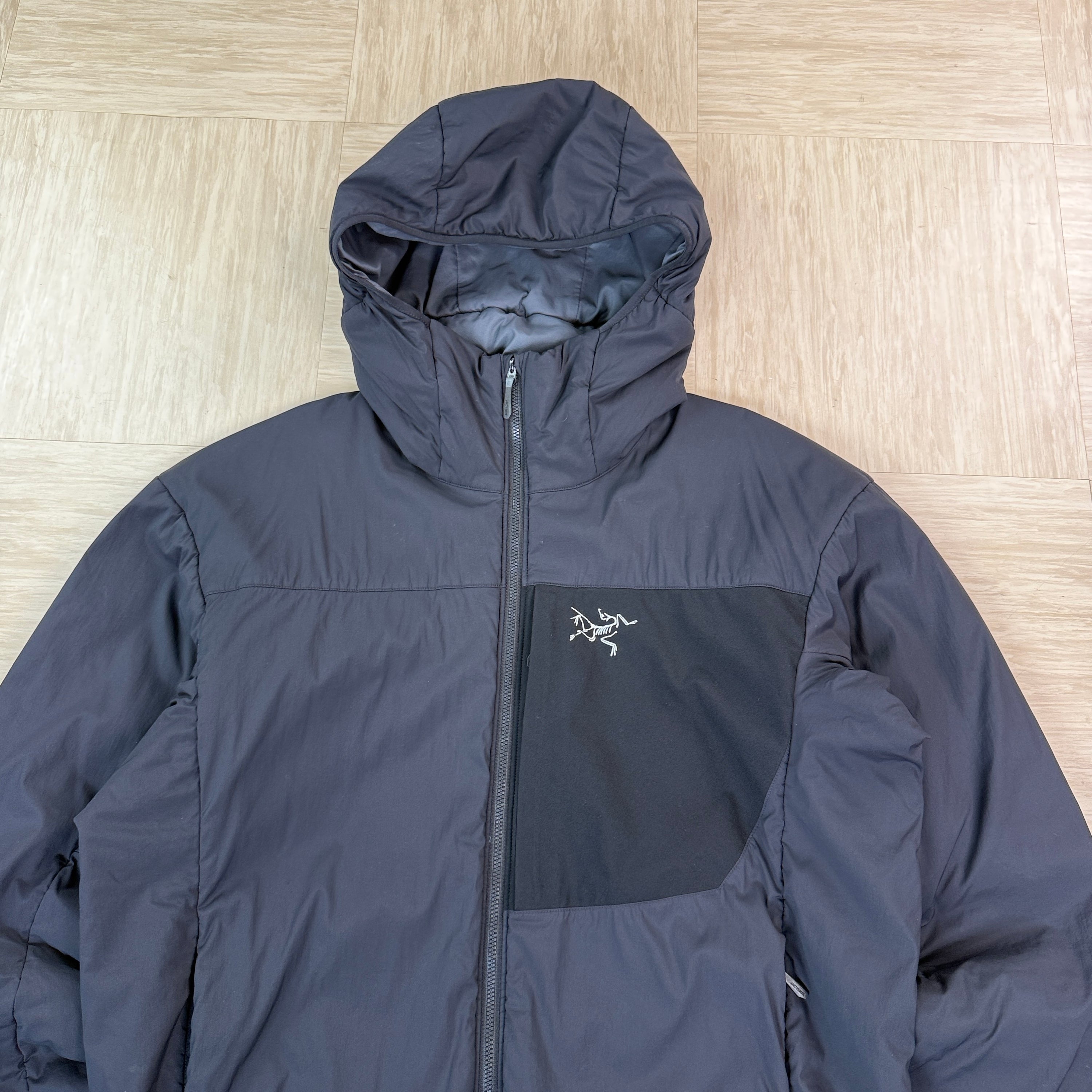 Arc'teryx 2019 proton LT zip up hooded jacket (L)