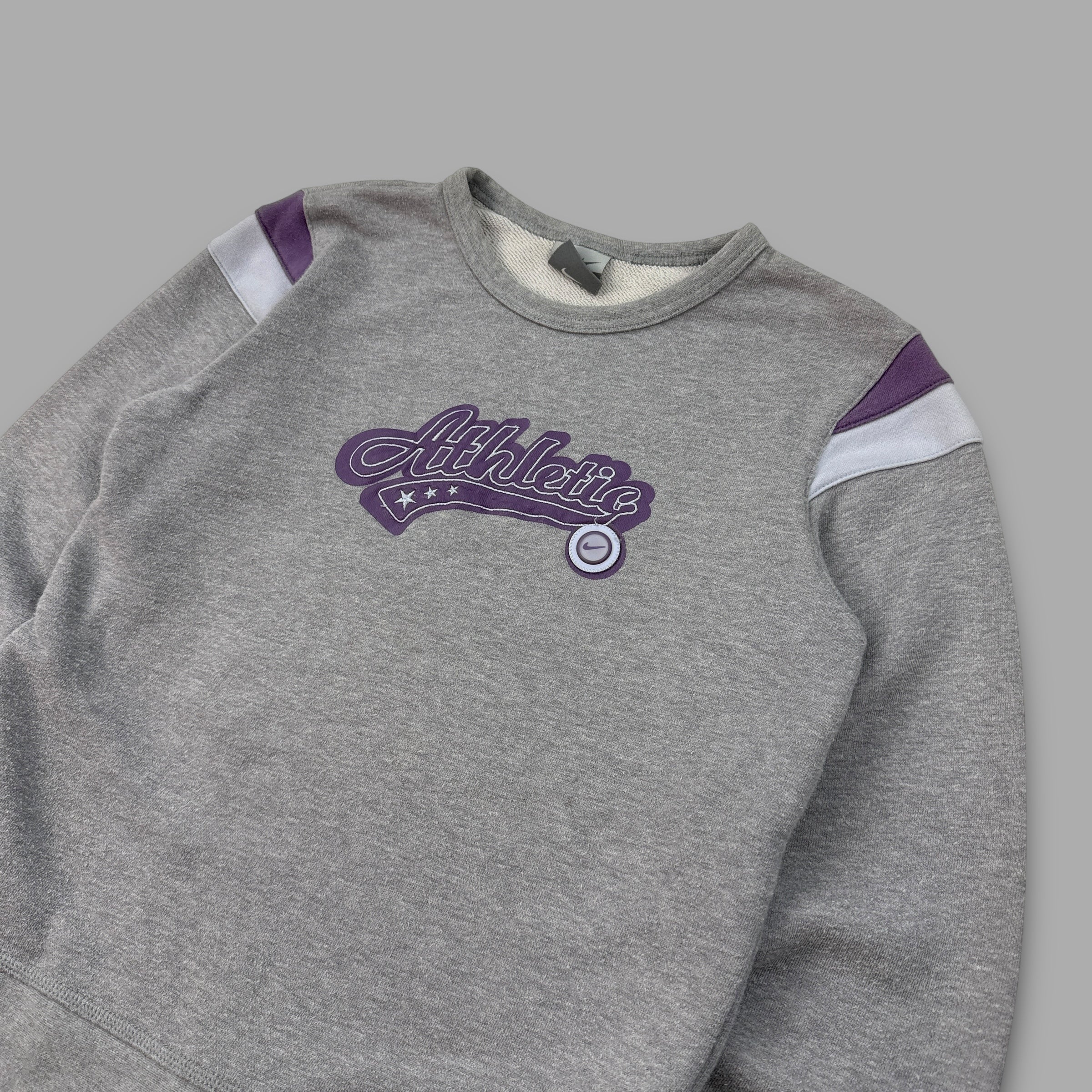 Nike athletic 2000's graphic spellout pullover sweatshirt (S)