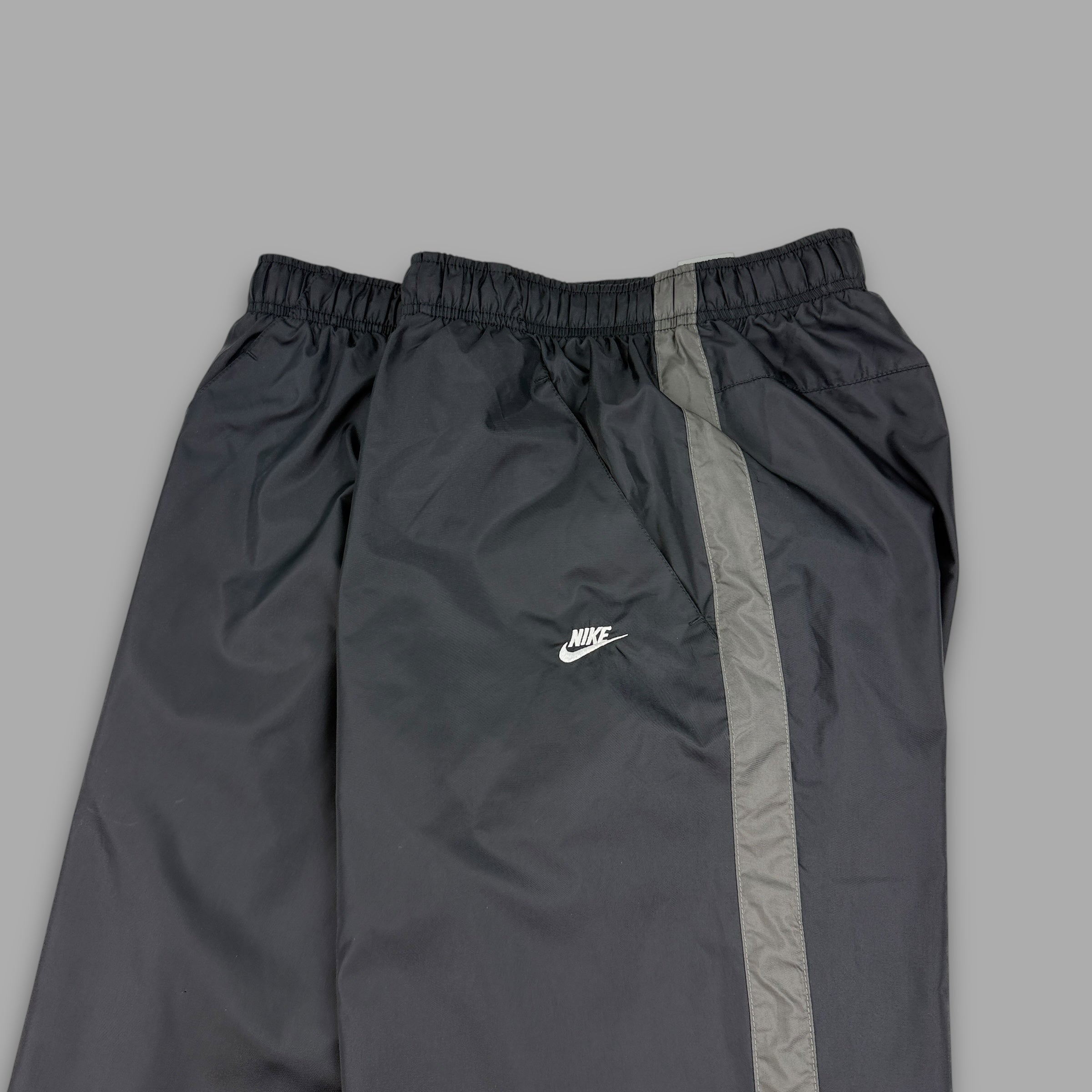 Nike 2000's baggy nylon popper track bottoms (L)