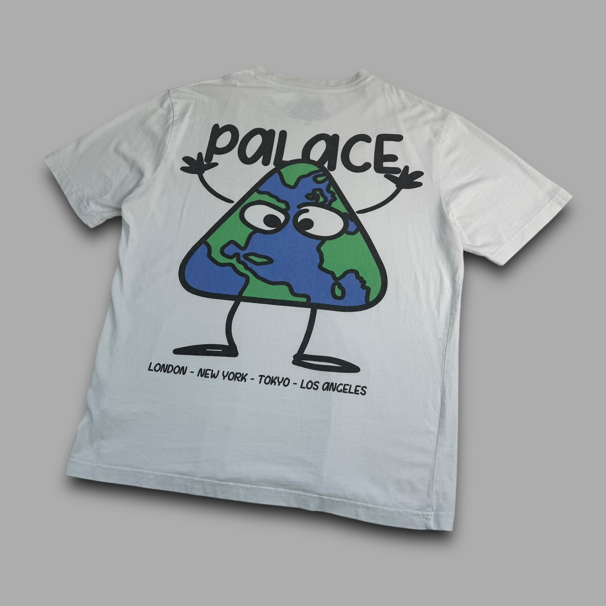 Palace globlerone tri- ferg tee (XL)