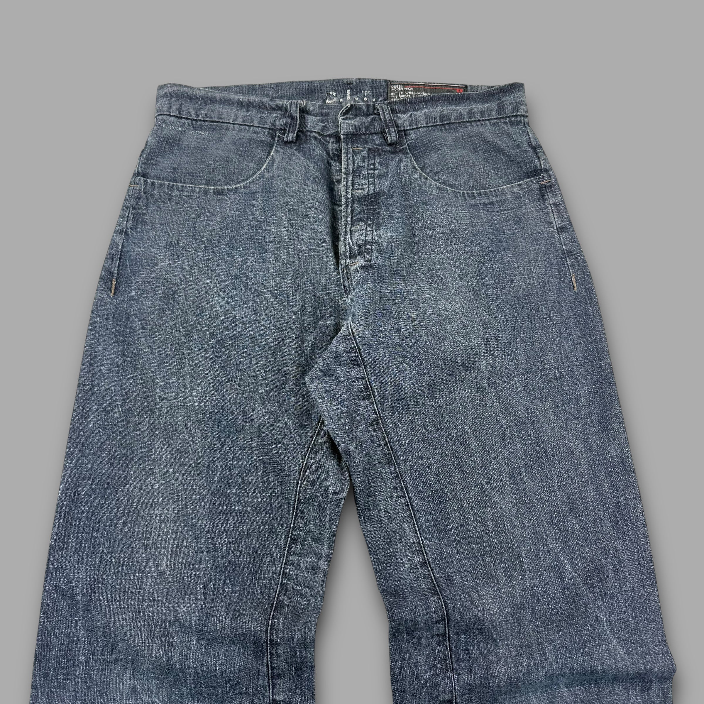 Diesel 2000's relaxed straight leg jeans (S)