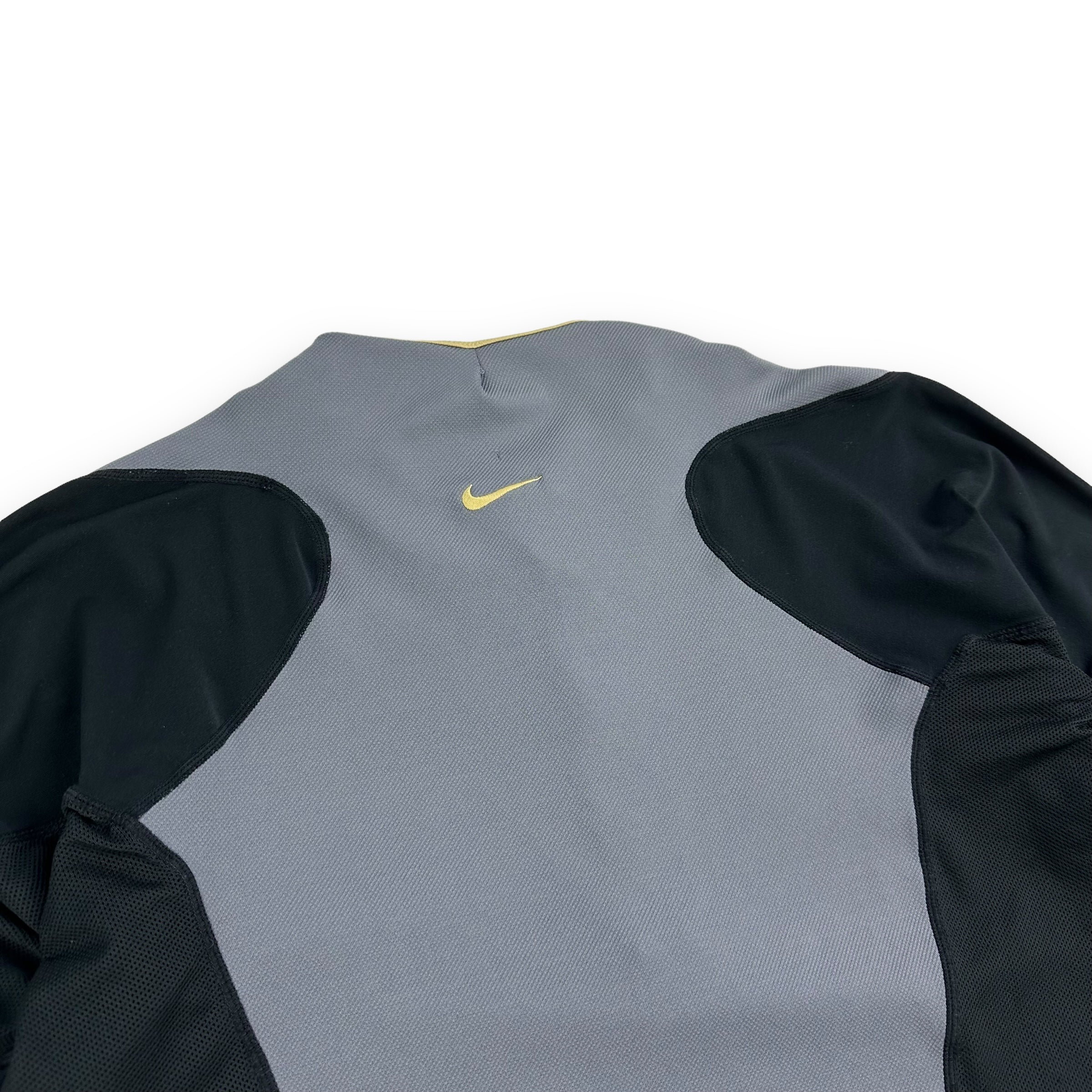 Nike sphere react 2000's technical vented long sleeve (L)