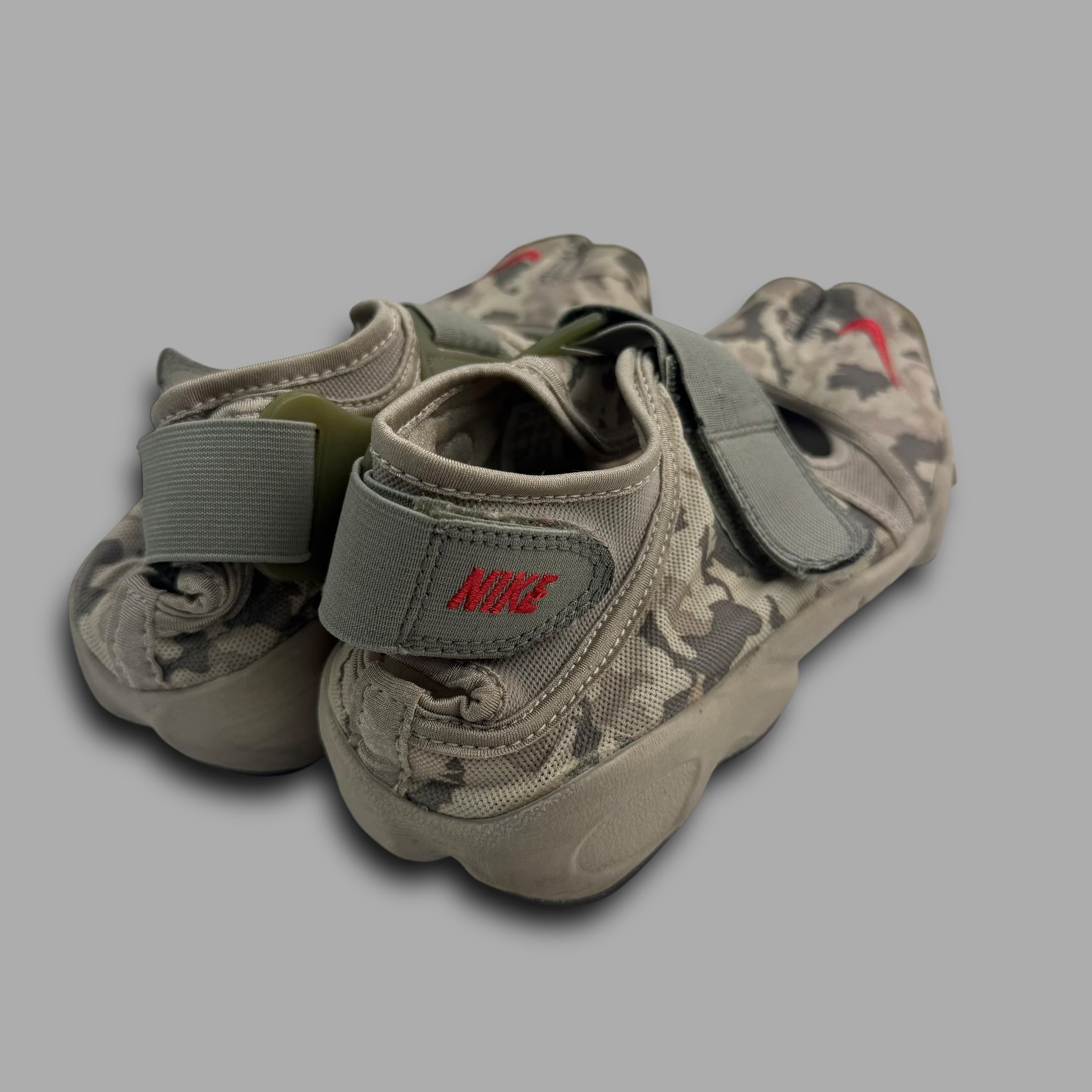 Nike air rift tabi 2003 (UK8)