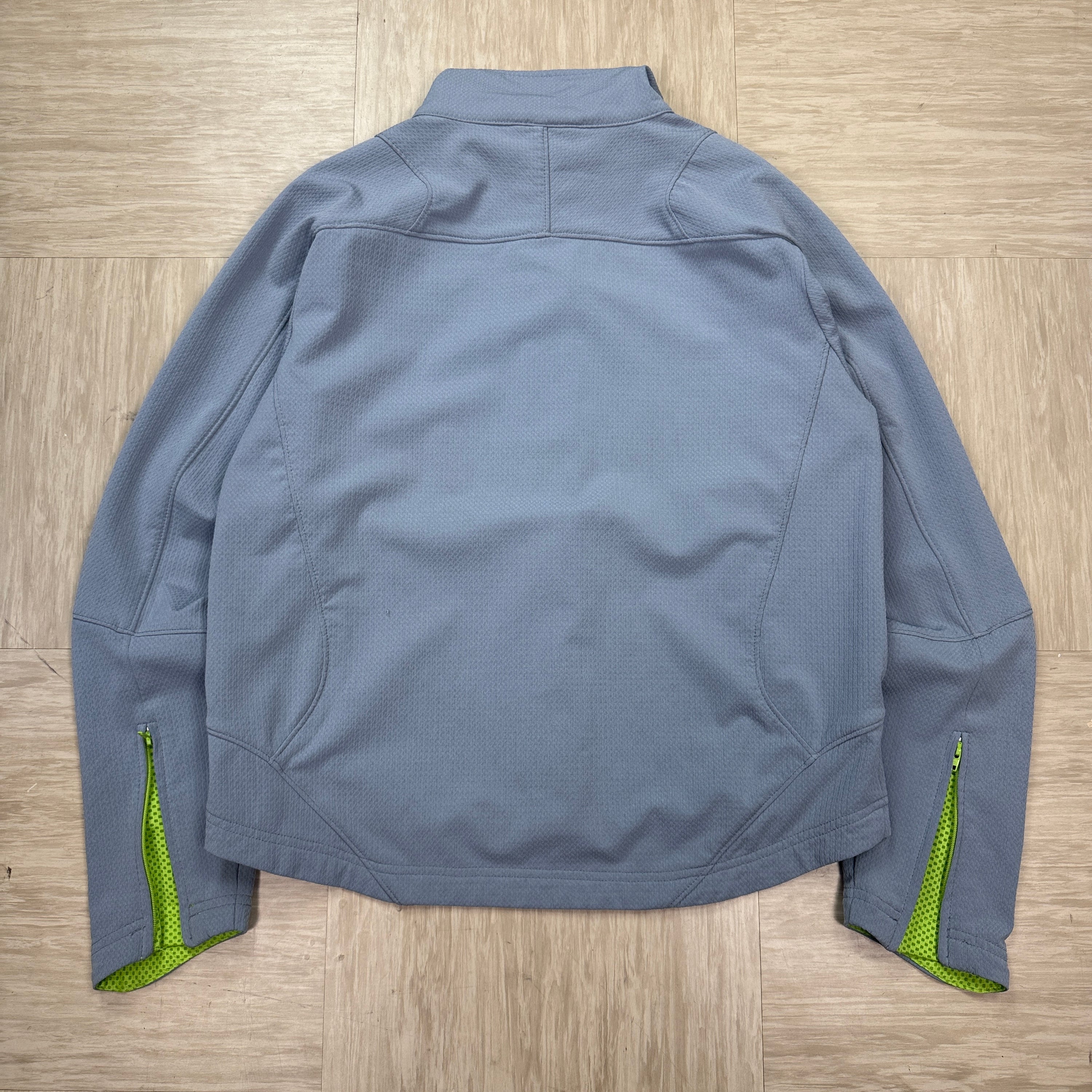 Nike sphere dry 2000's technical panelled softshell midlayer (S)
