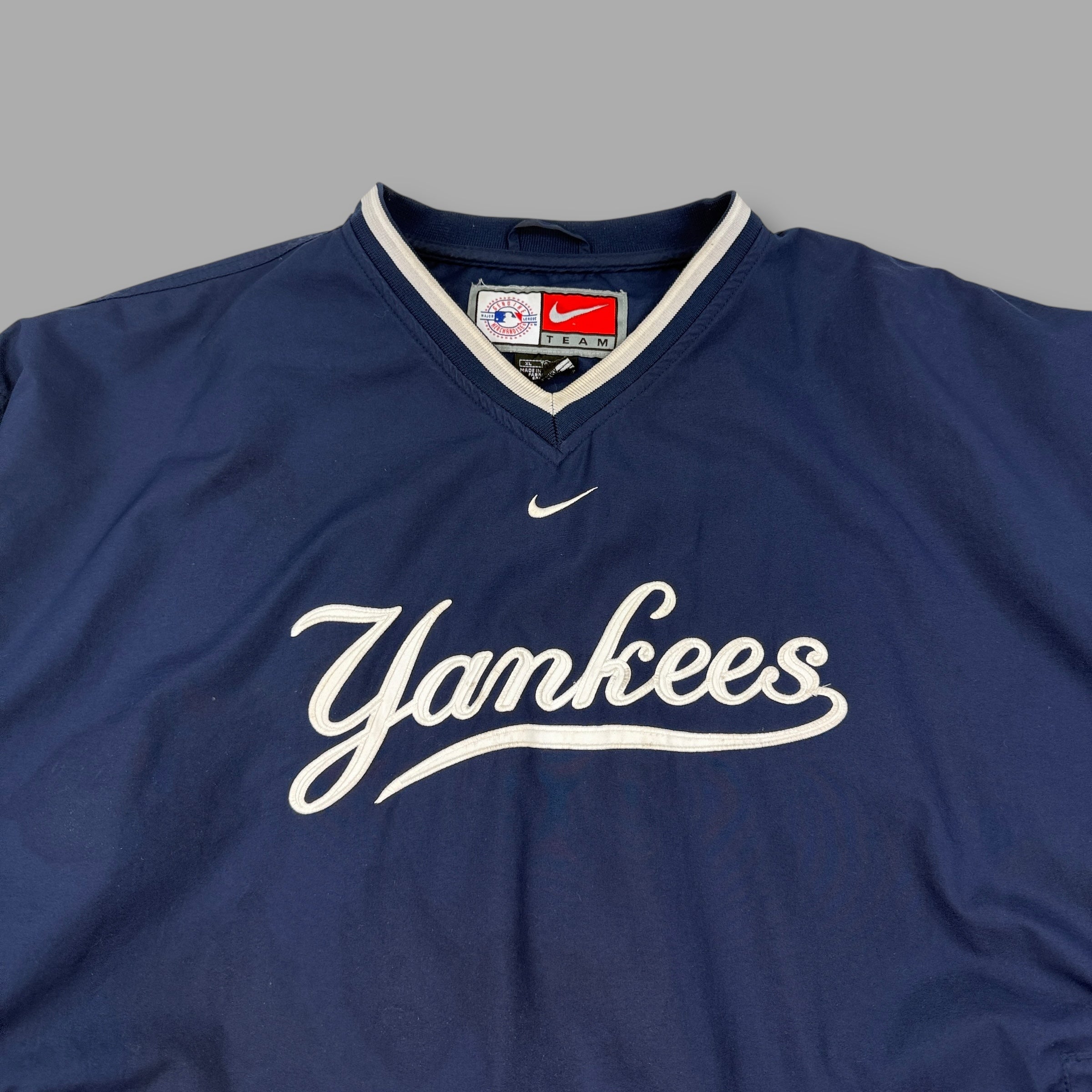 Nike new york yankees 2000's centre swoosh pullover track jacket (XL)