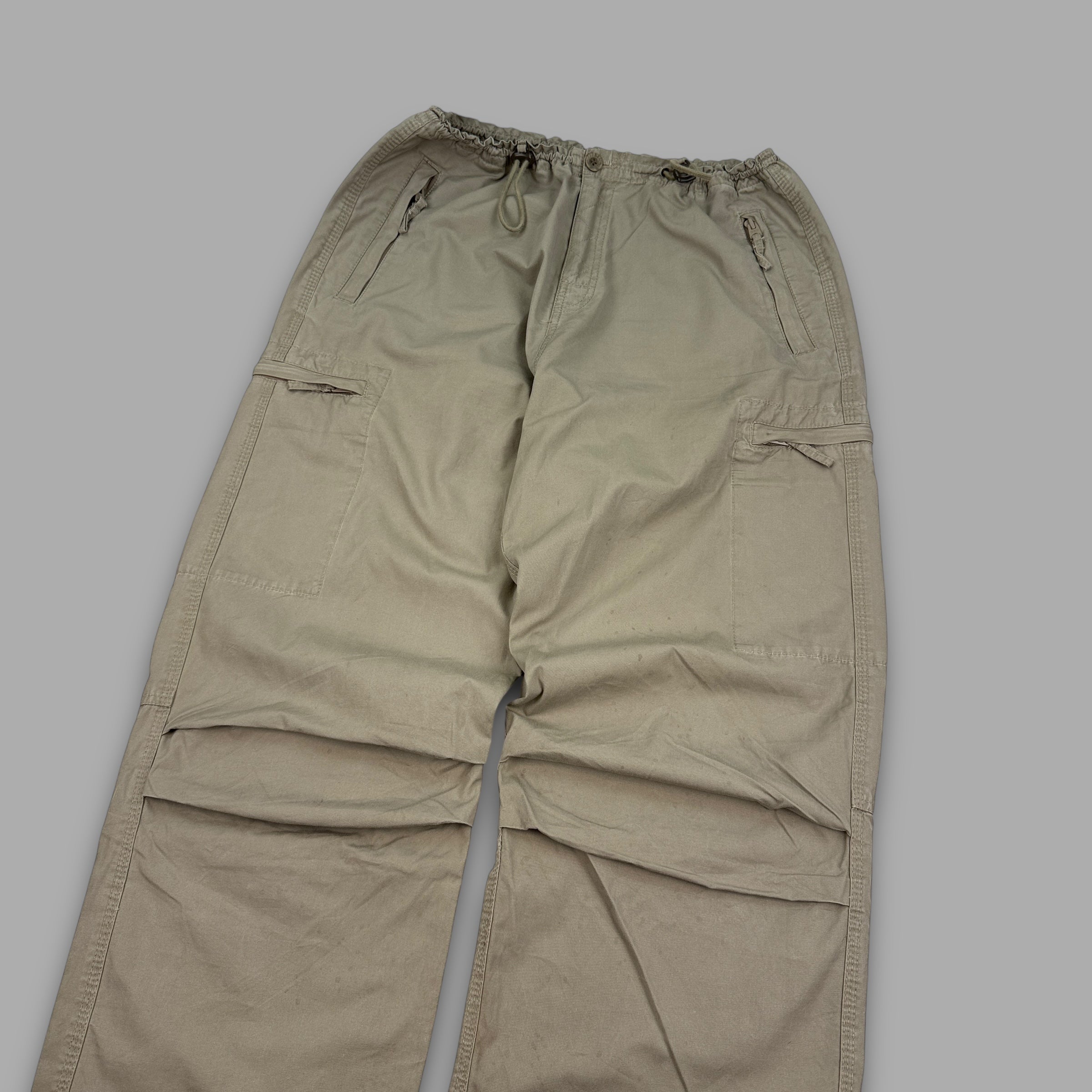 Bench 2000's technical baggy wide leg parachute bottoms (L)