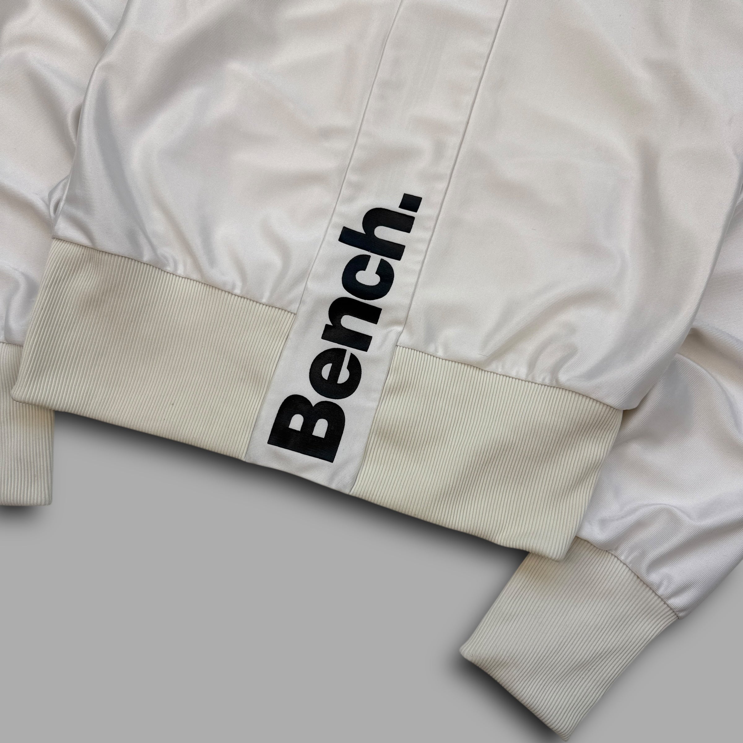 Bench 2000's perforated zip up hoodie (S-M) wms