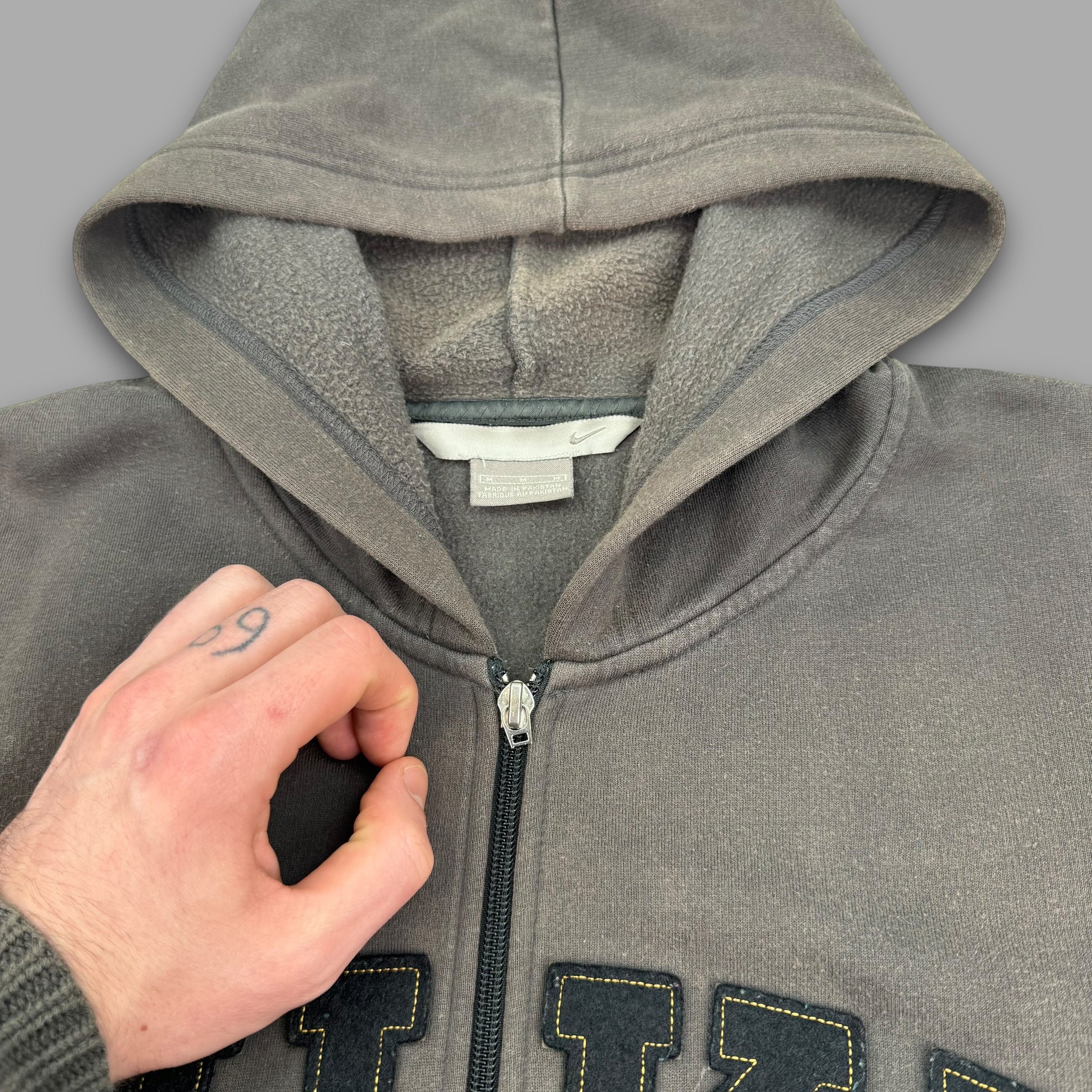 Nike 2000's graphic spellout embroidered zip up hoodie (M)