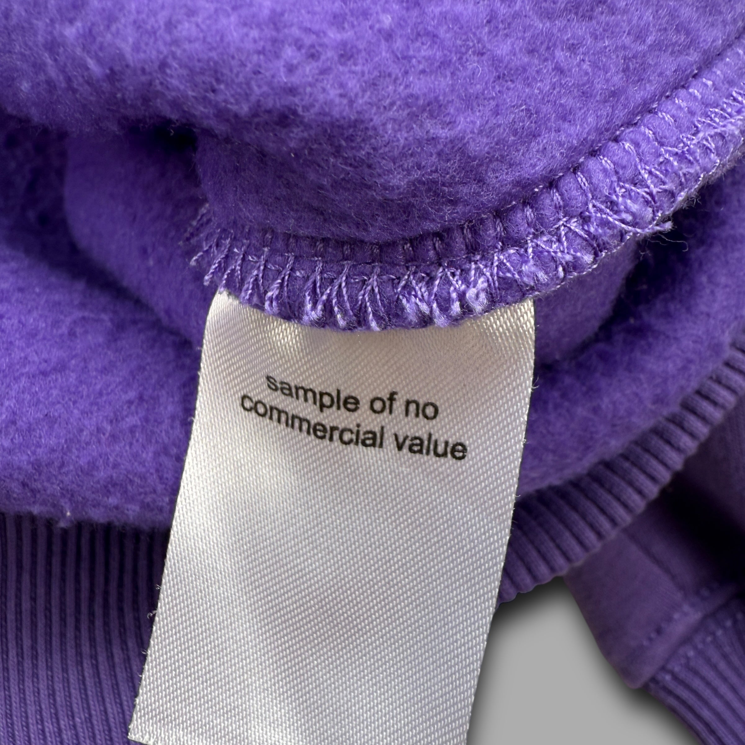 Avirex 2000's graphic embroidered sample hoodie (M)