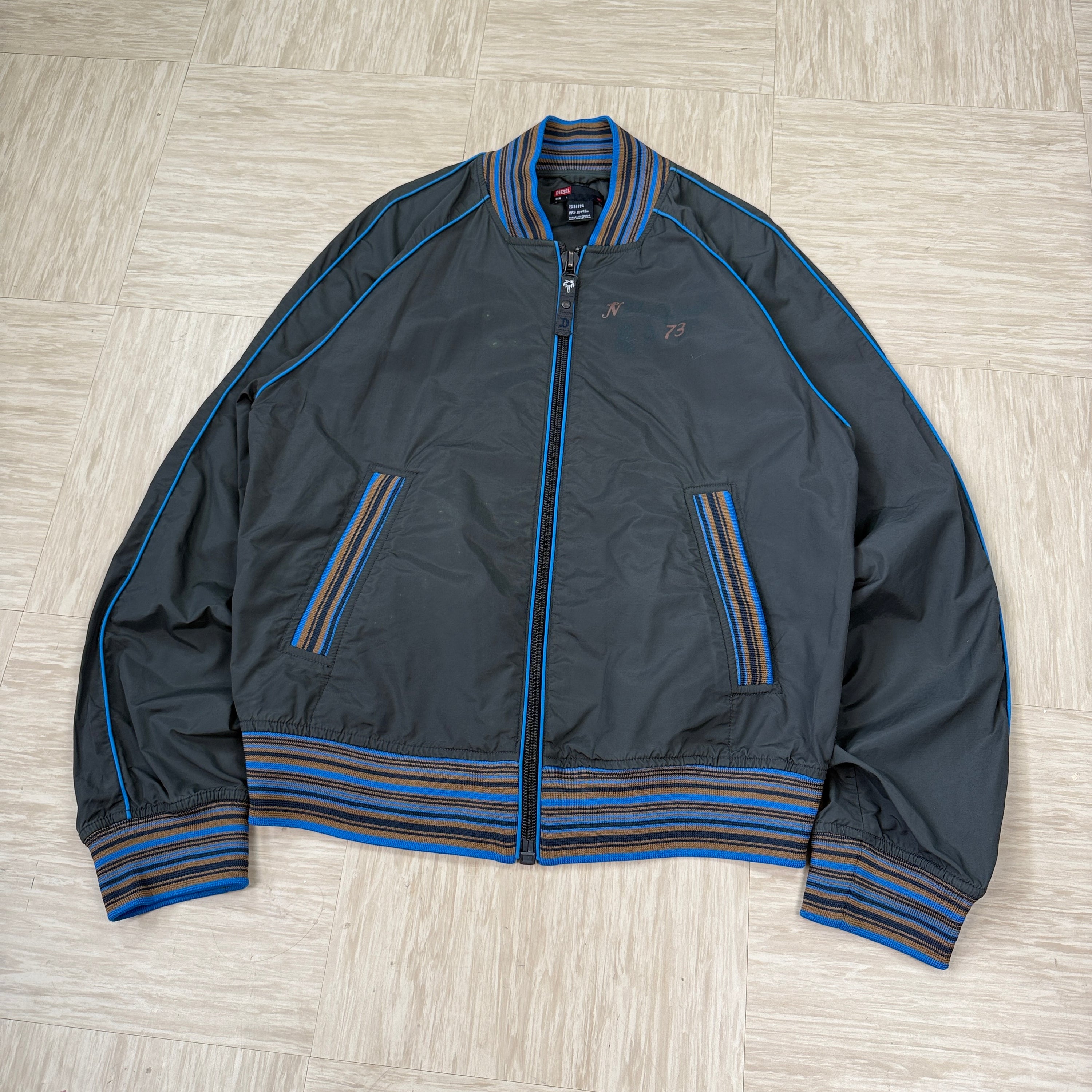 Diesel 2000's technical pipelined zip up nylon jacket (L)