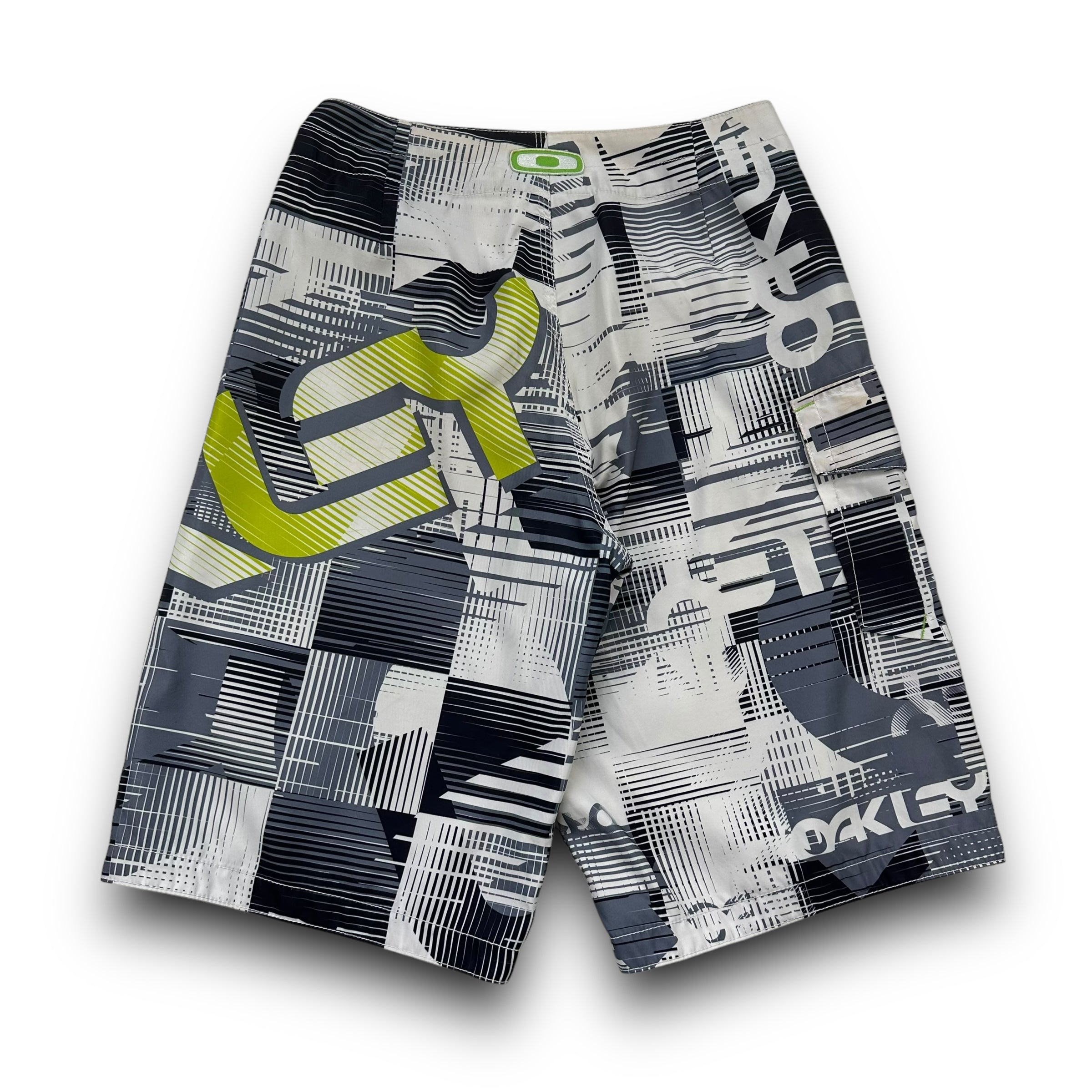 Oakley 2009 graphic board shorts (S)