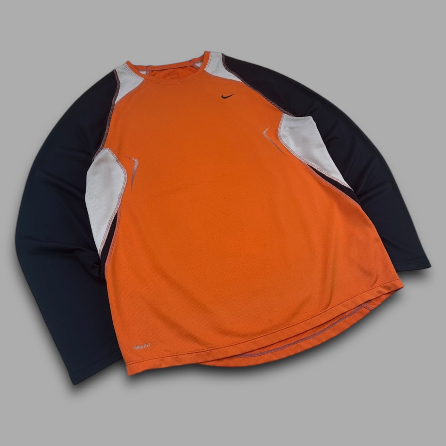 Nike 2000's technical paneled dri-fit long sleeve tee (L)
