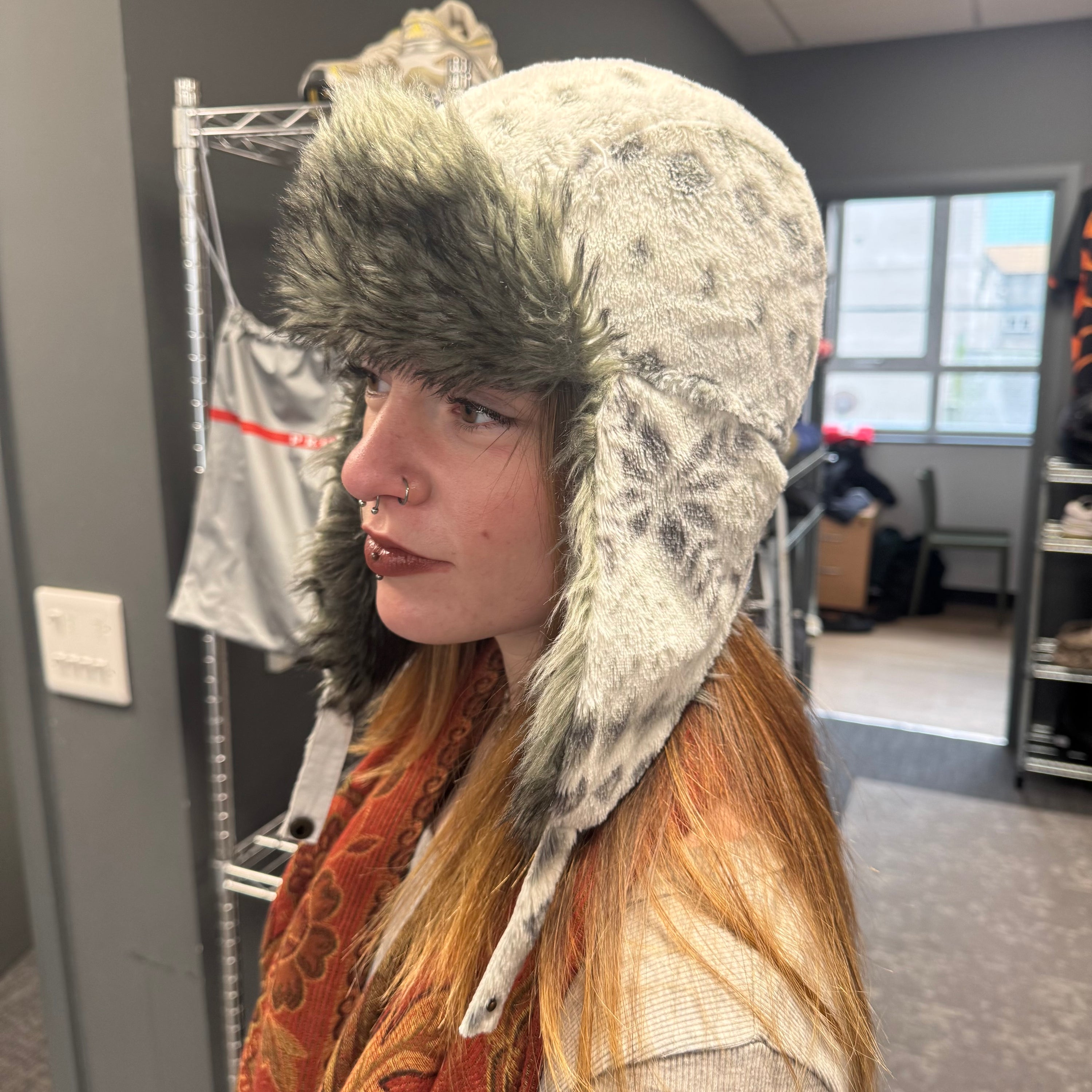 Golddigga snow leopard fluffy trapper hat (N/A) wms