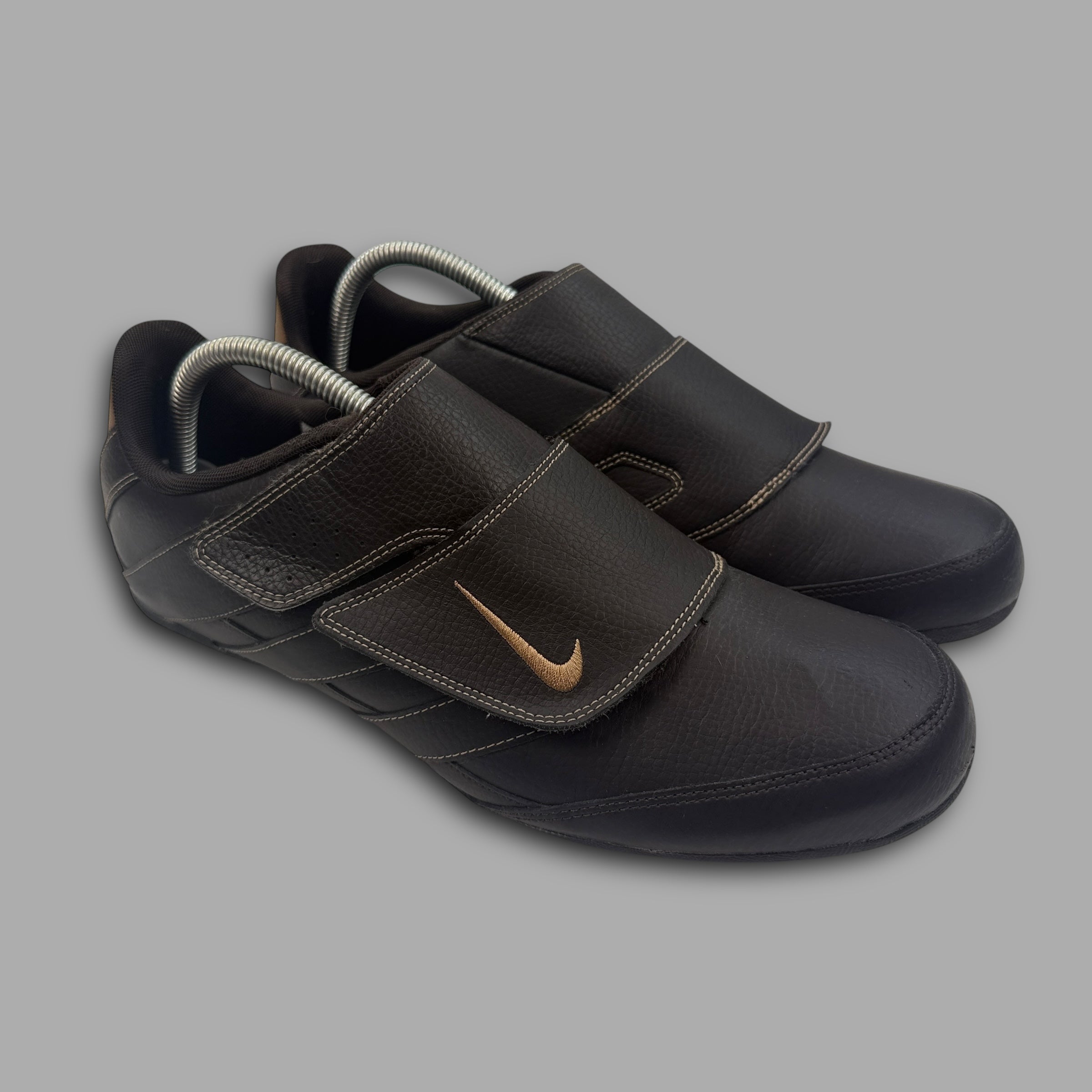 Nike roubiax V 2010 slip on velcro (UK8)