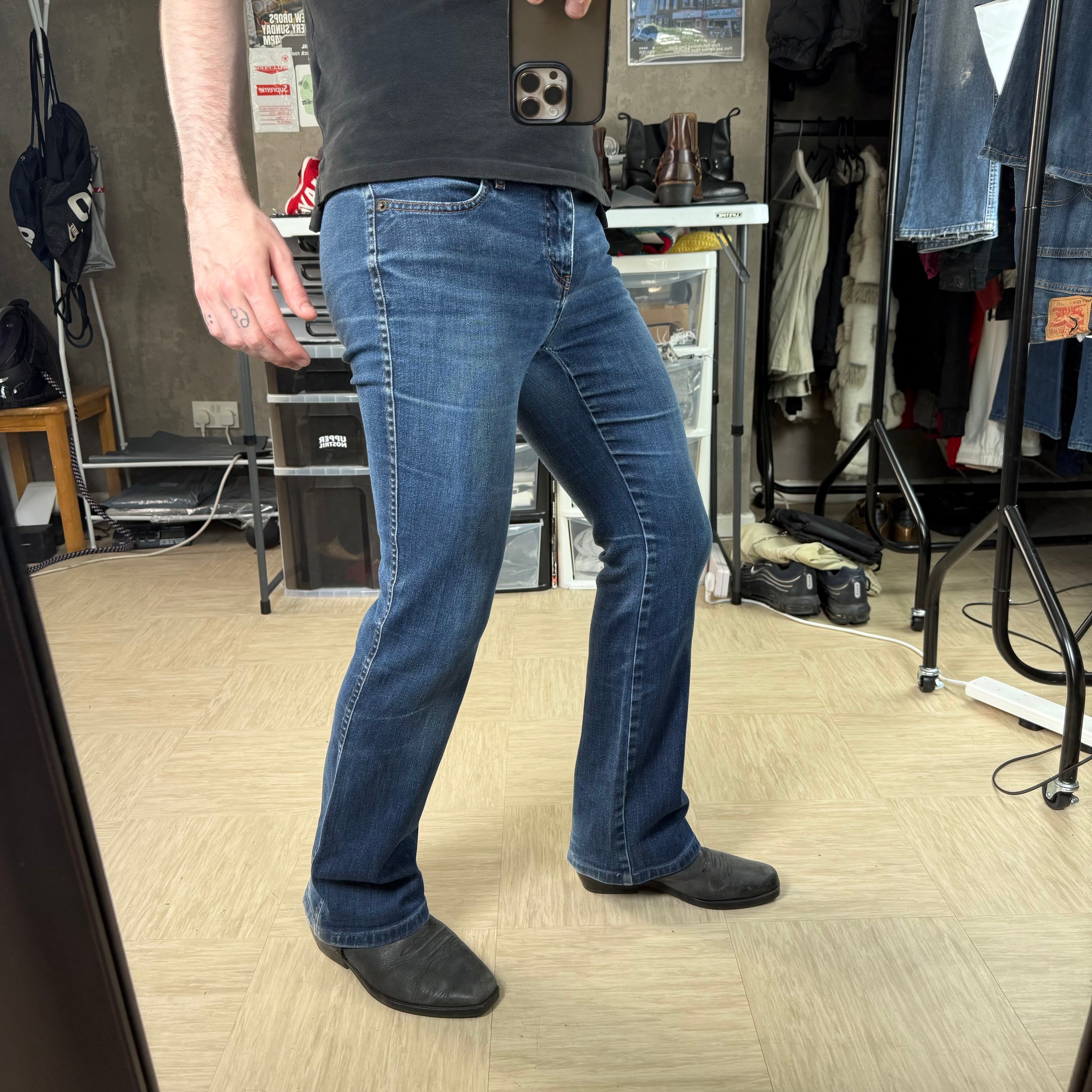 Moschino 2000's low waisted fitted denim bootcut jeans (S)