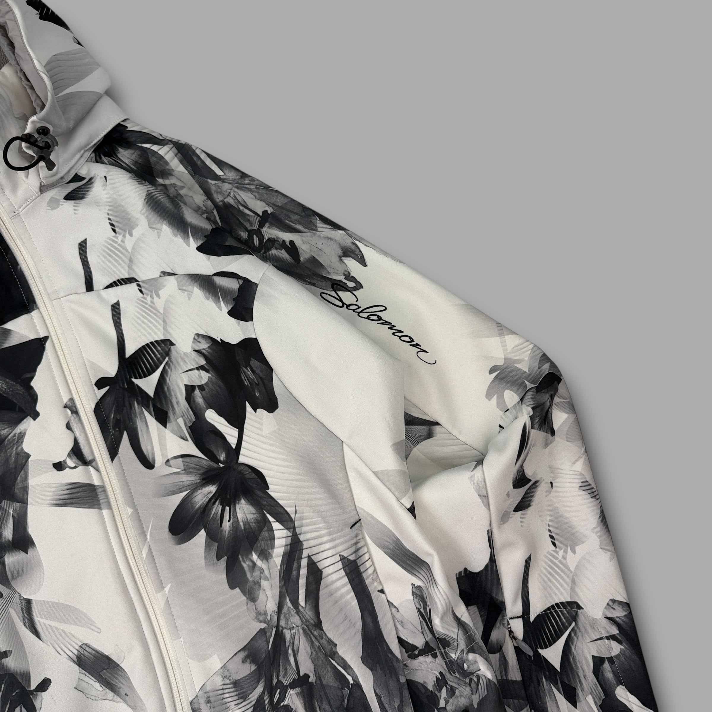 Salomon 2011 technical softshell monogram clima pro jacket (M) wms