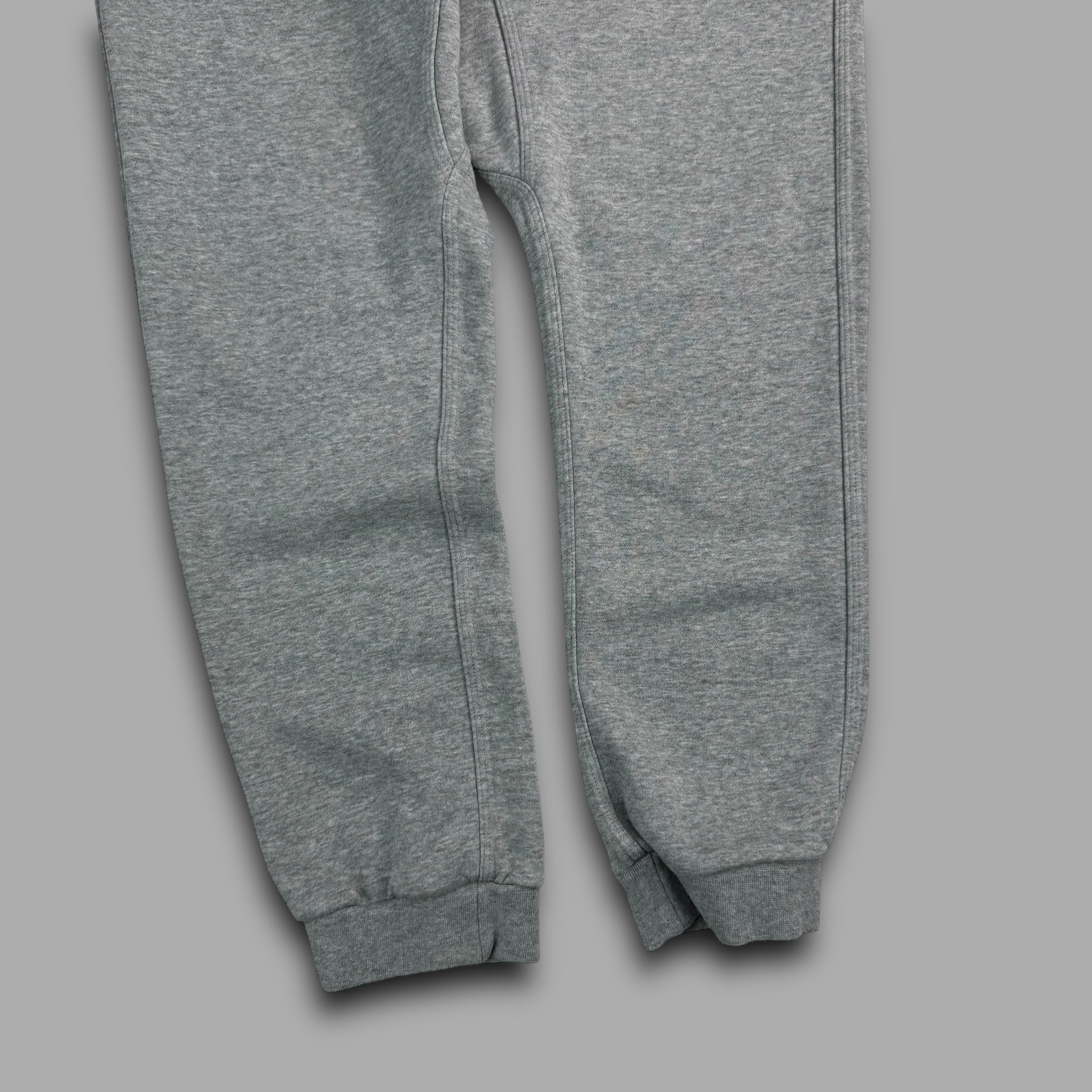 Nike 2000's tapered joggers (M)