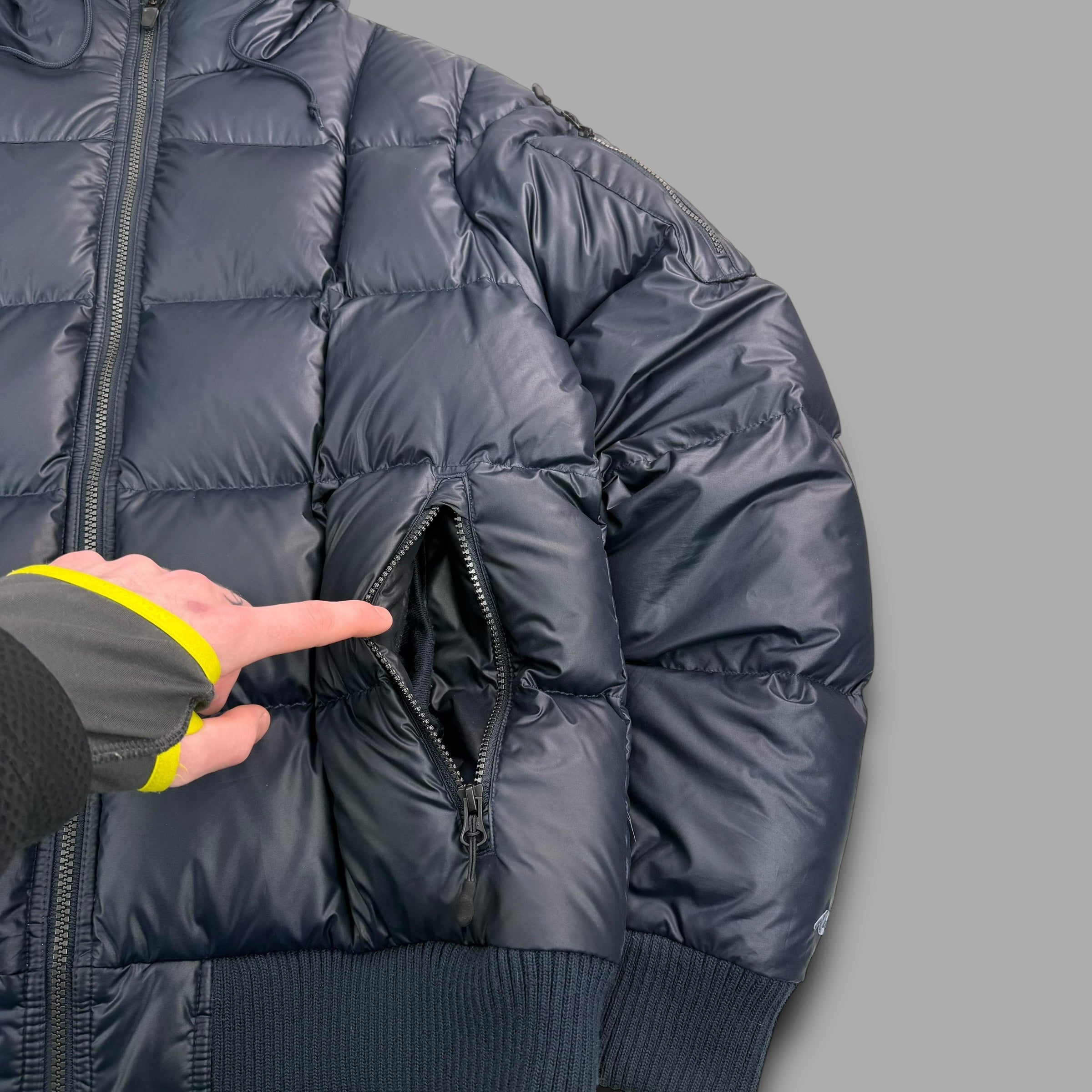 Nike 2000's square stitch 550 downfilled puffer jacket (M)