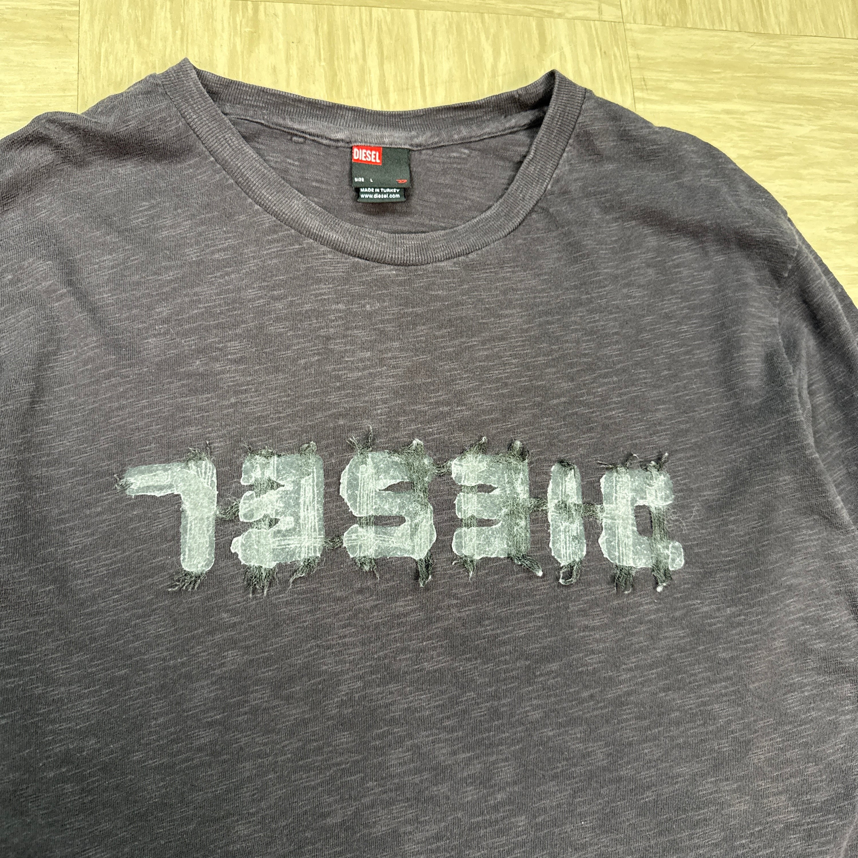 Diesel 2000's graphic backwards spellout long sleeve (L)