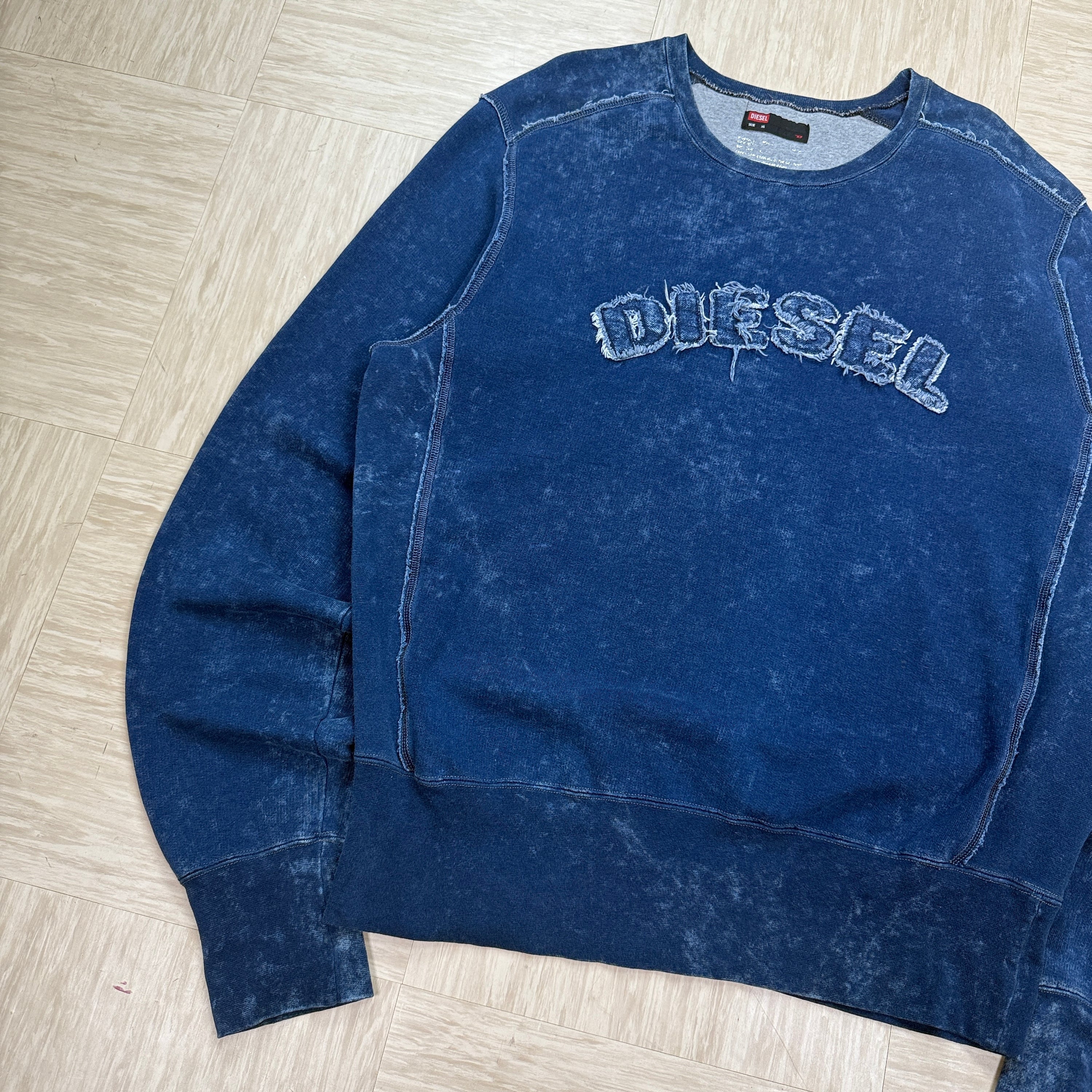 Diesel 2000's acid washed embroidered spellout sweatshirt (XL)