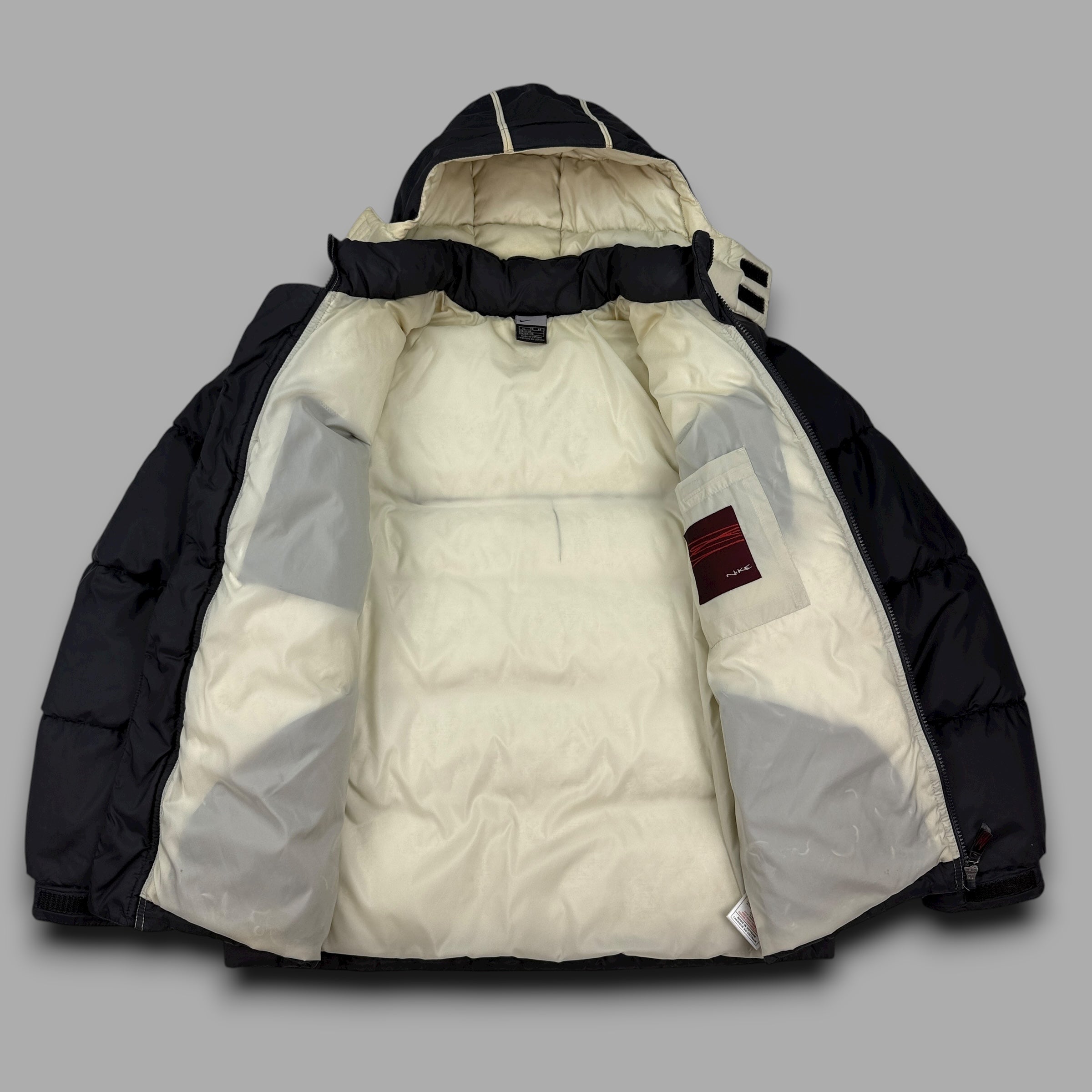 Nike 2000's technical downfilled mini swoosh puffer jacket (S)