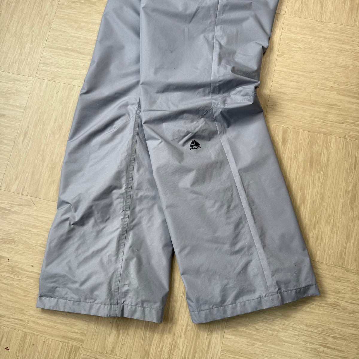 Nike ACG 2000's softshell baggy wide leg ski sallopettes (M)
