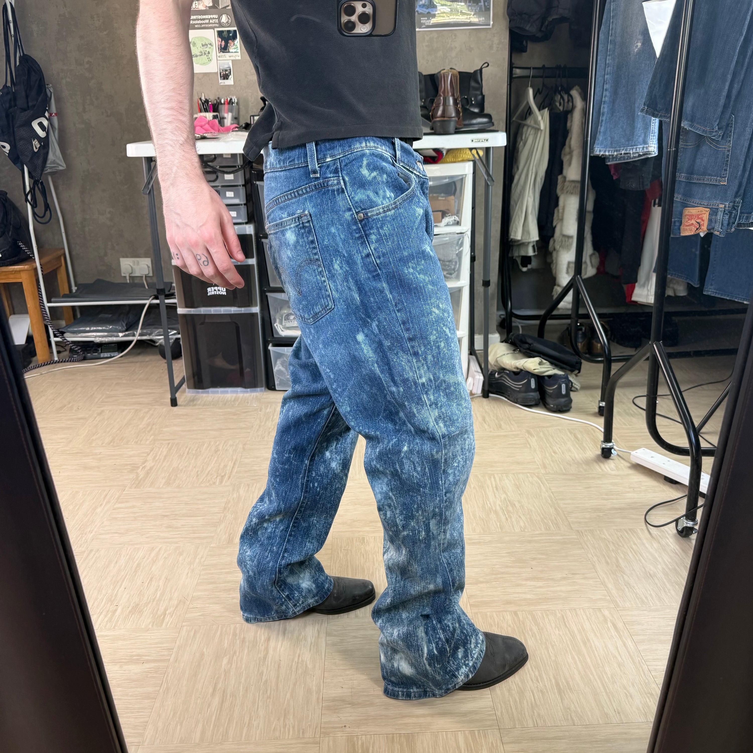 Levi's 515 2000's nouveau bootcut acid washed denim jeans (M-L)