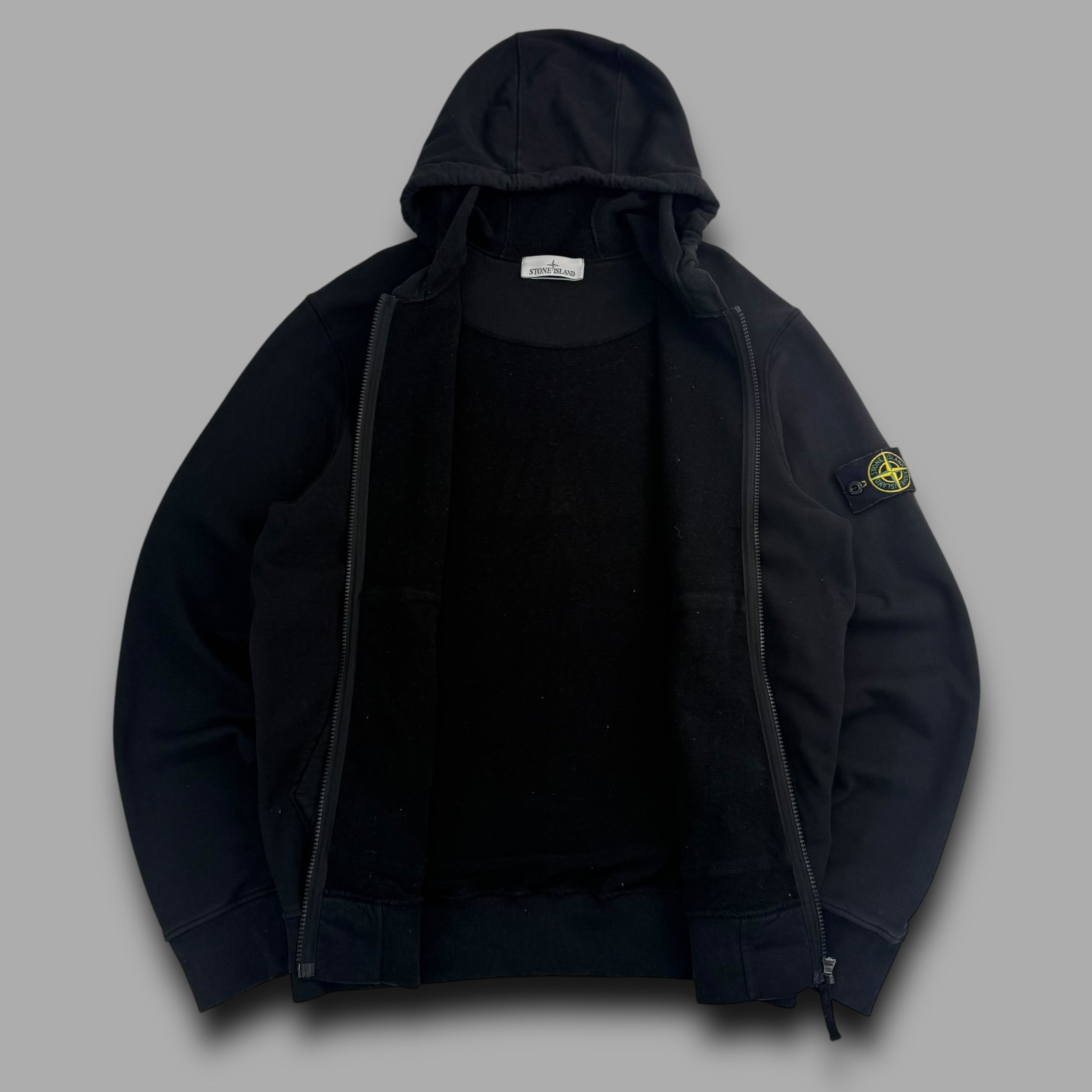 Stone island zip up hoodie (L)