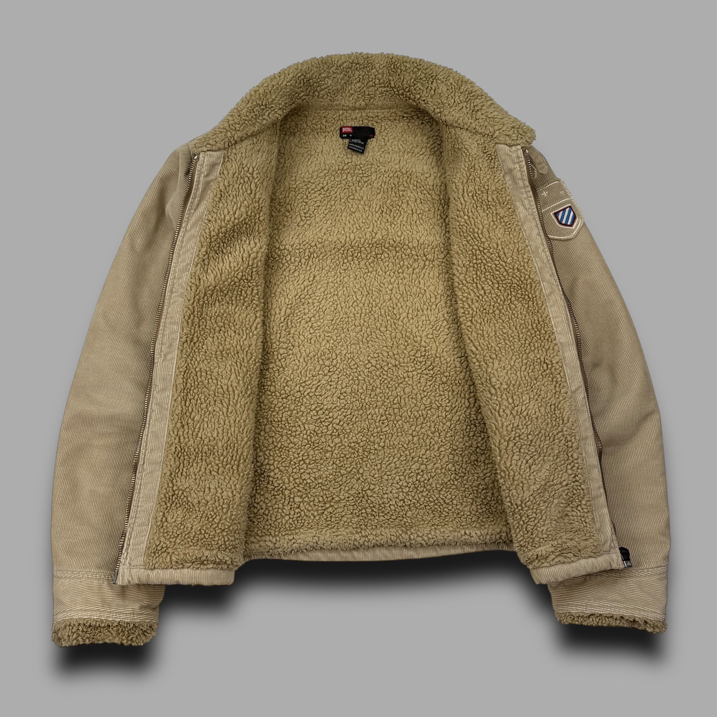 Diesel 2000's sherpa lined zip-up corduroy jacket (XL)